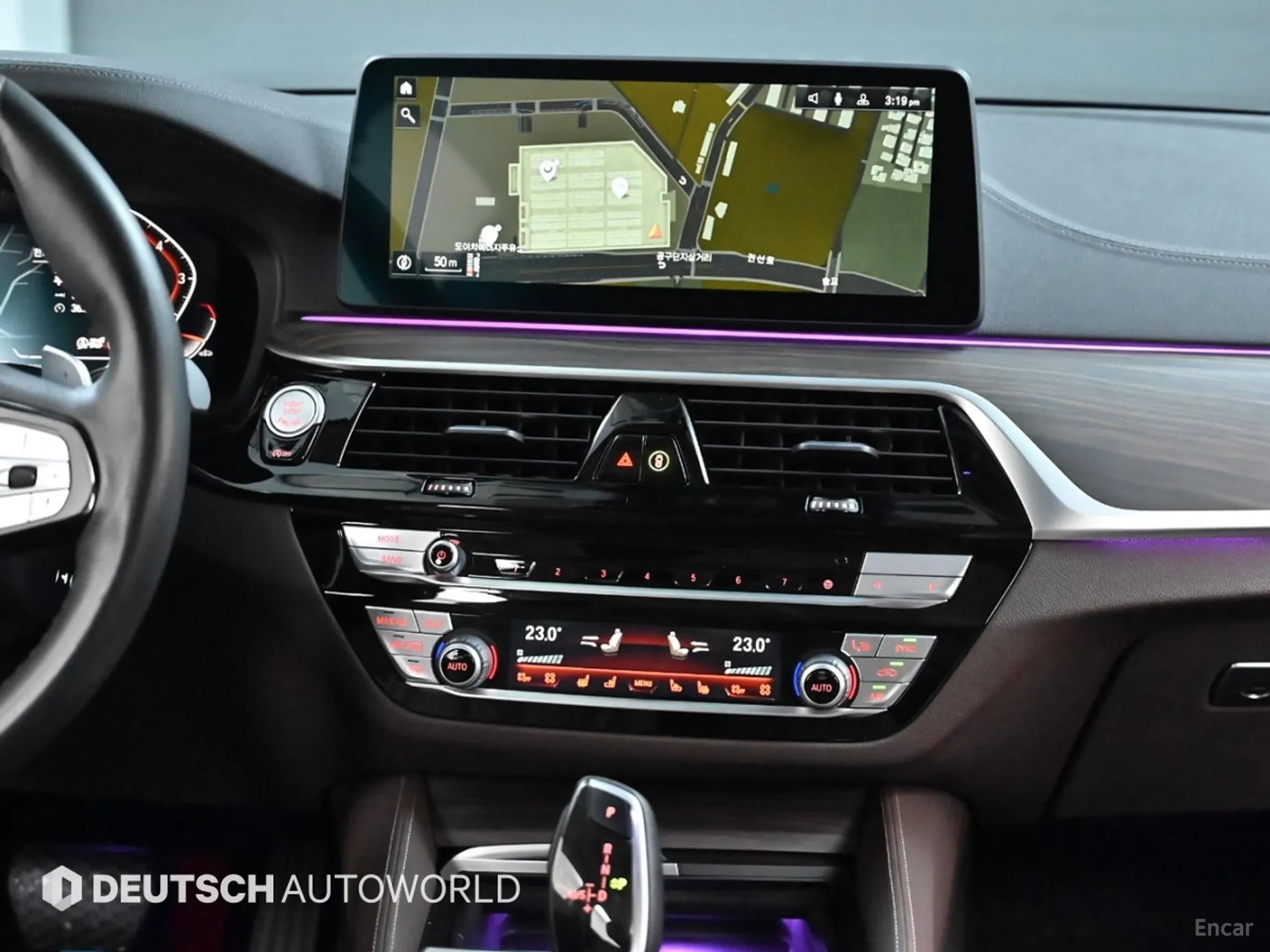 BMW 5 Series (G30) превью 14