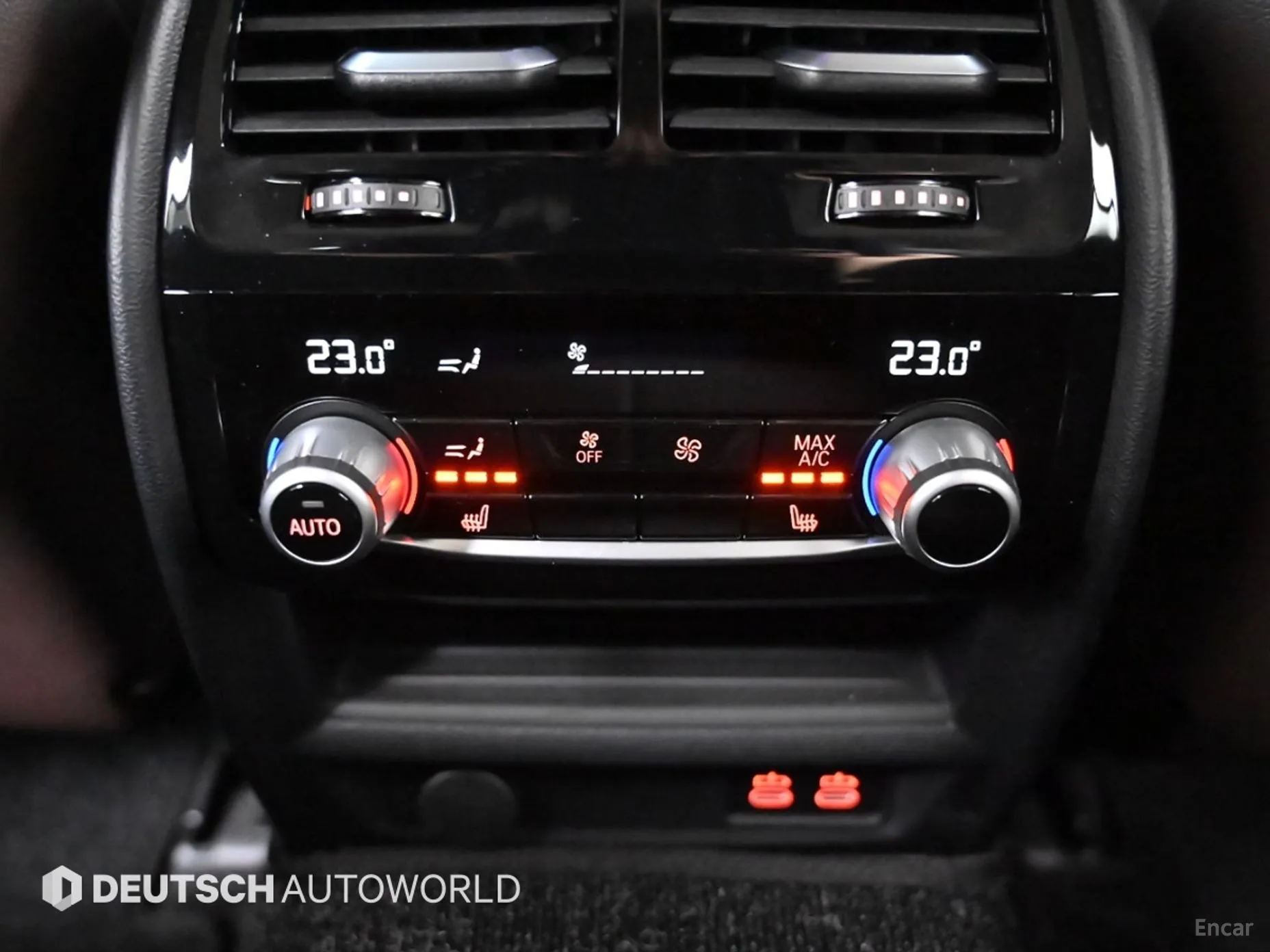 BMW 5 Series (G30) превью 16