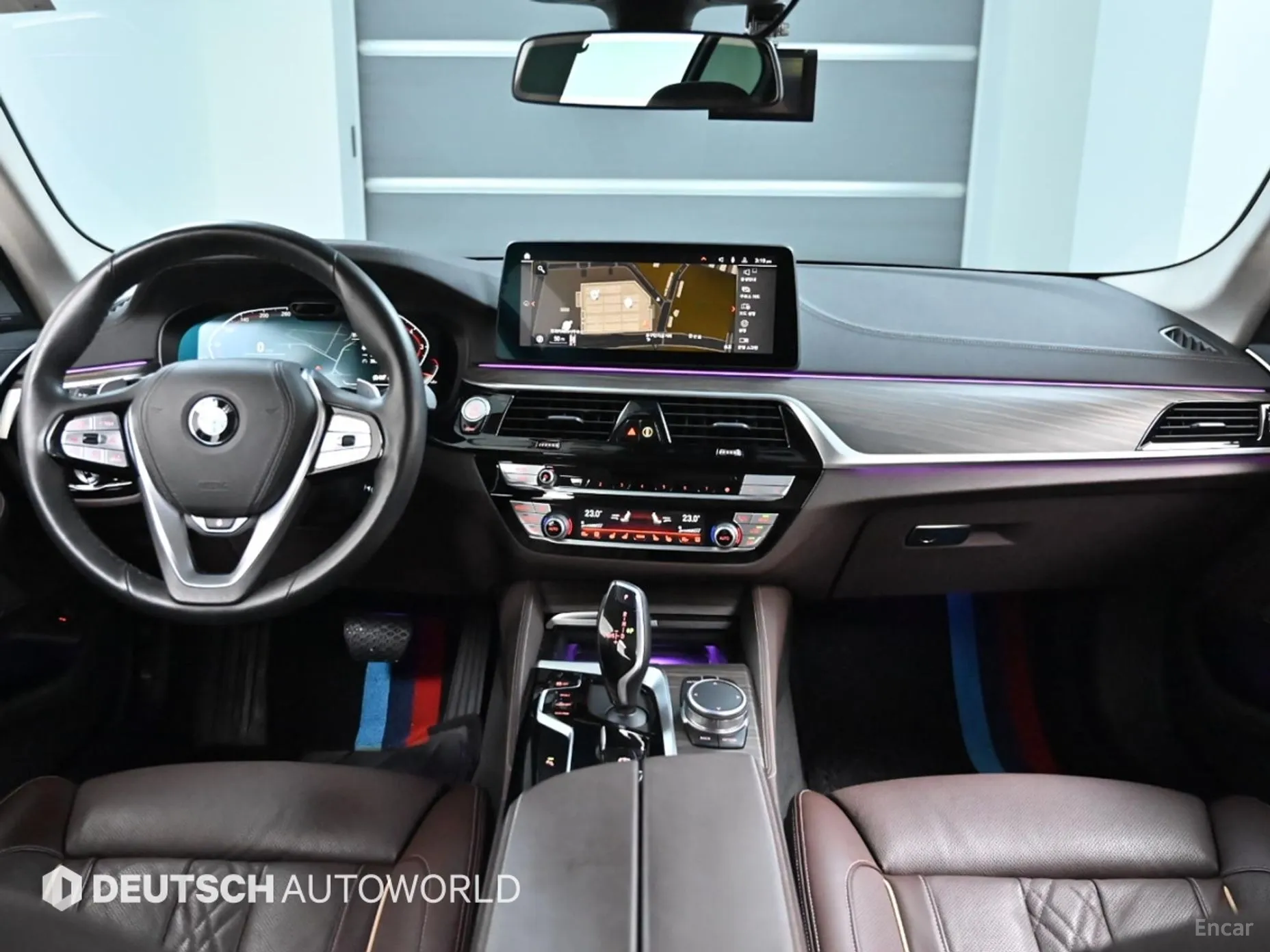 BMW 5 Series (G30) превью 7