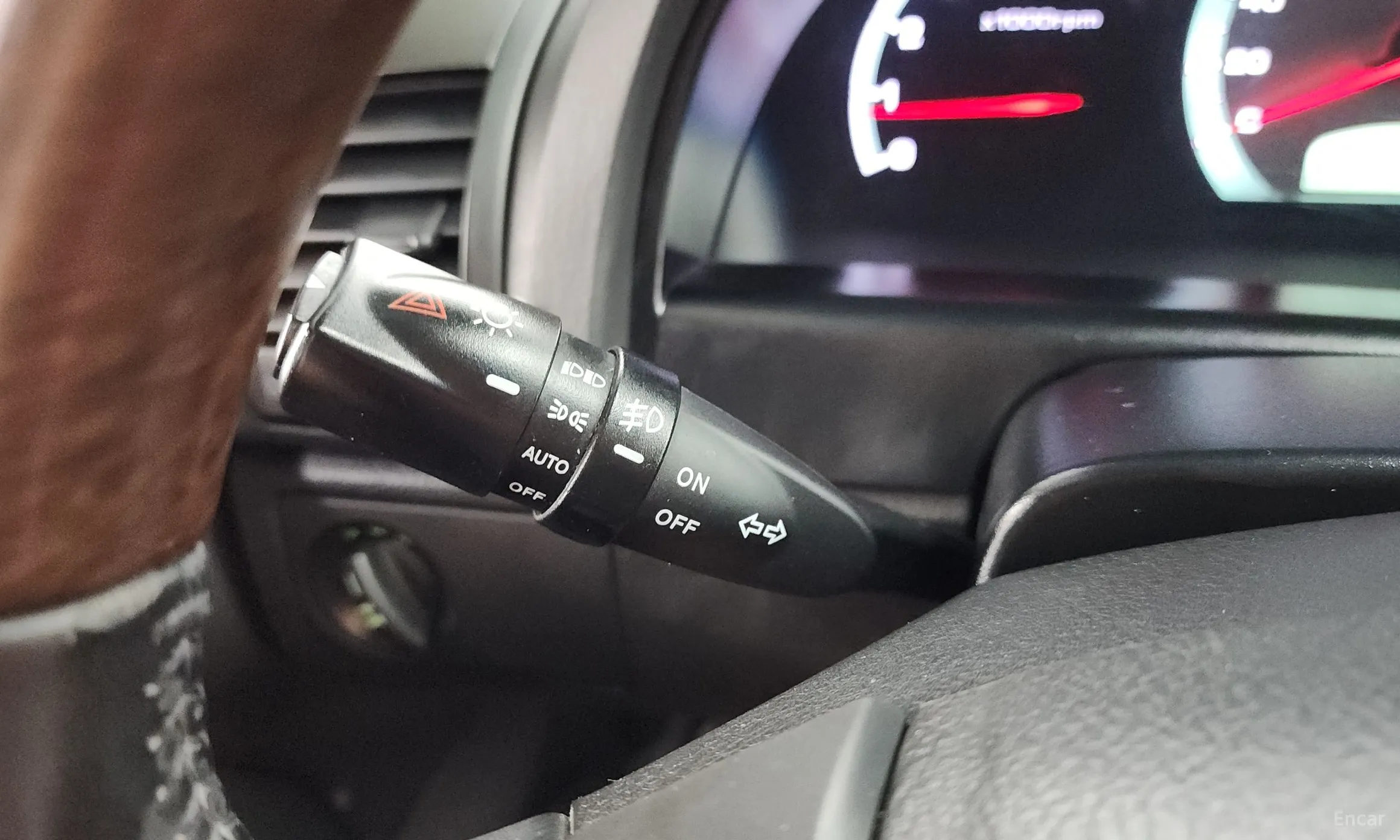 KG Mobility (SsangYong) Rexton W превью 13