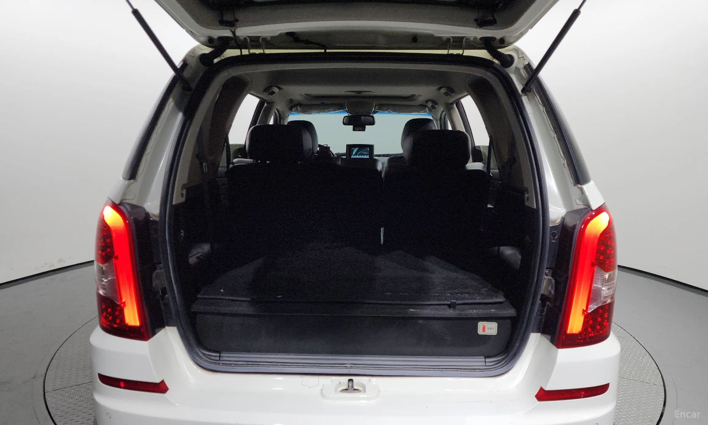 KG Mobility (SsangYong) Rexton W превью 20