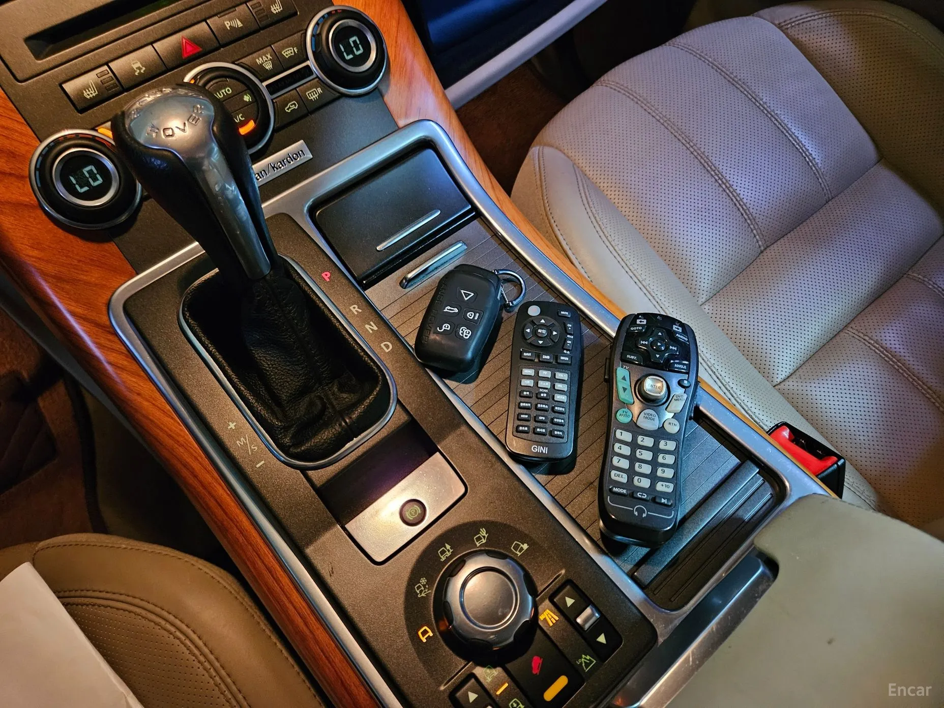 Land Rover Range Rover Sport превью 18