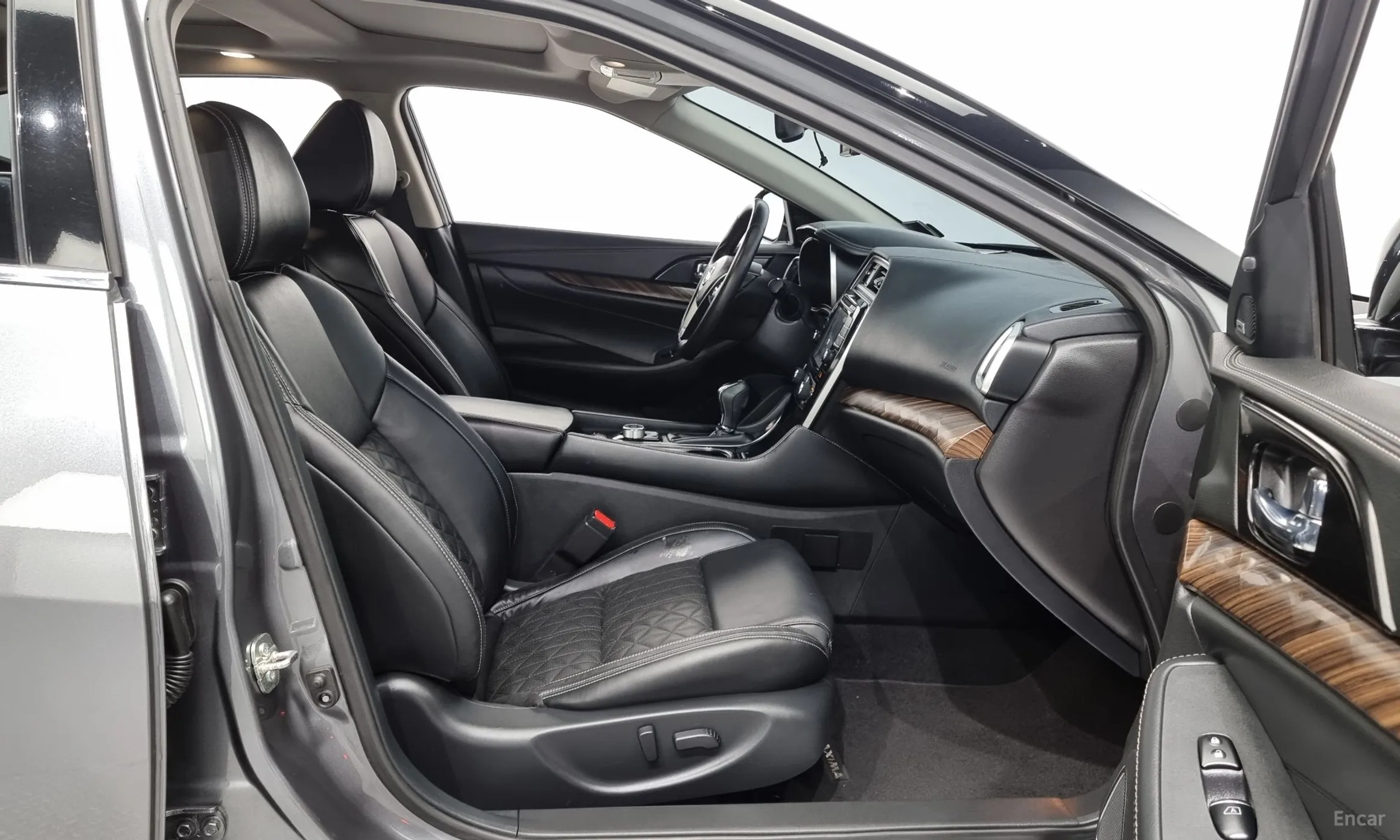 Nissan Maxima (A36) превью 11