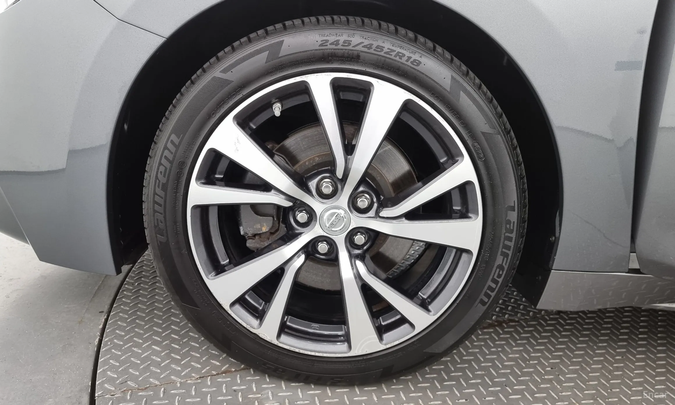 Nissan Maxima (A36) превью 5