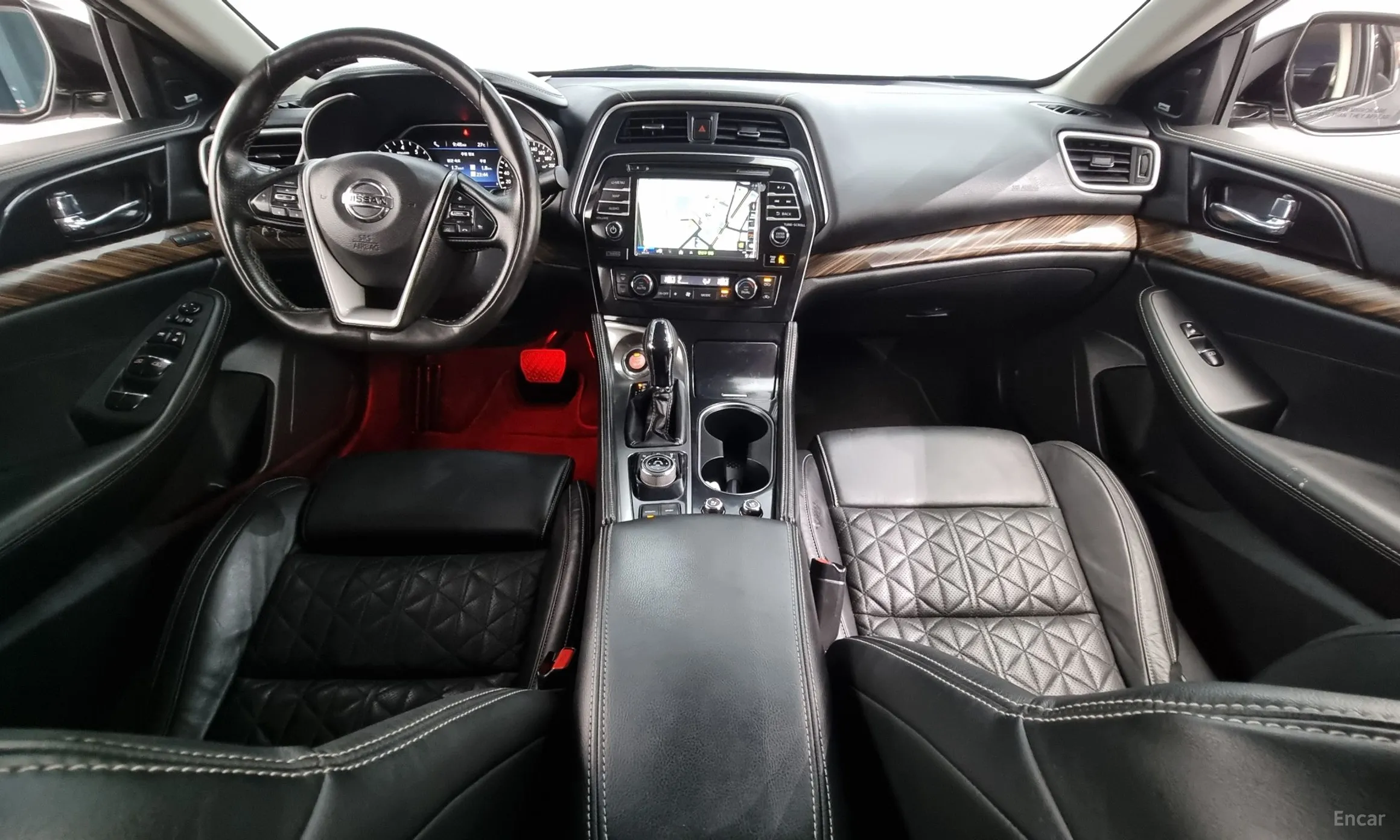 Nissan Maxima (A36) превью 7