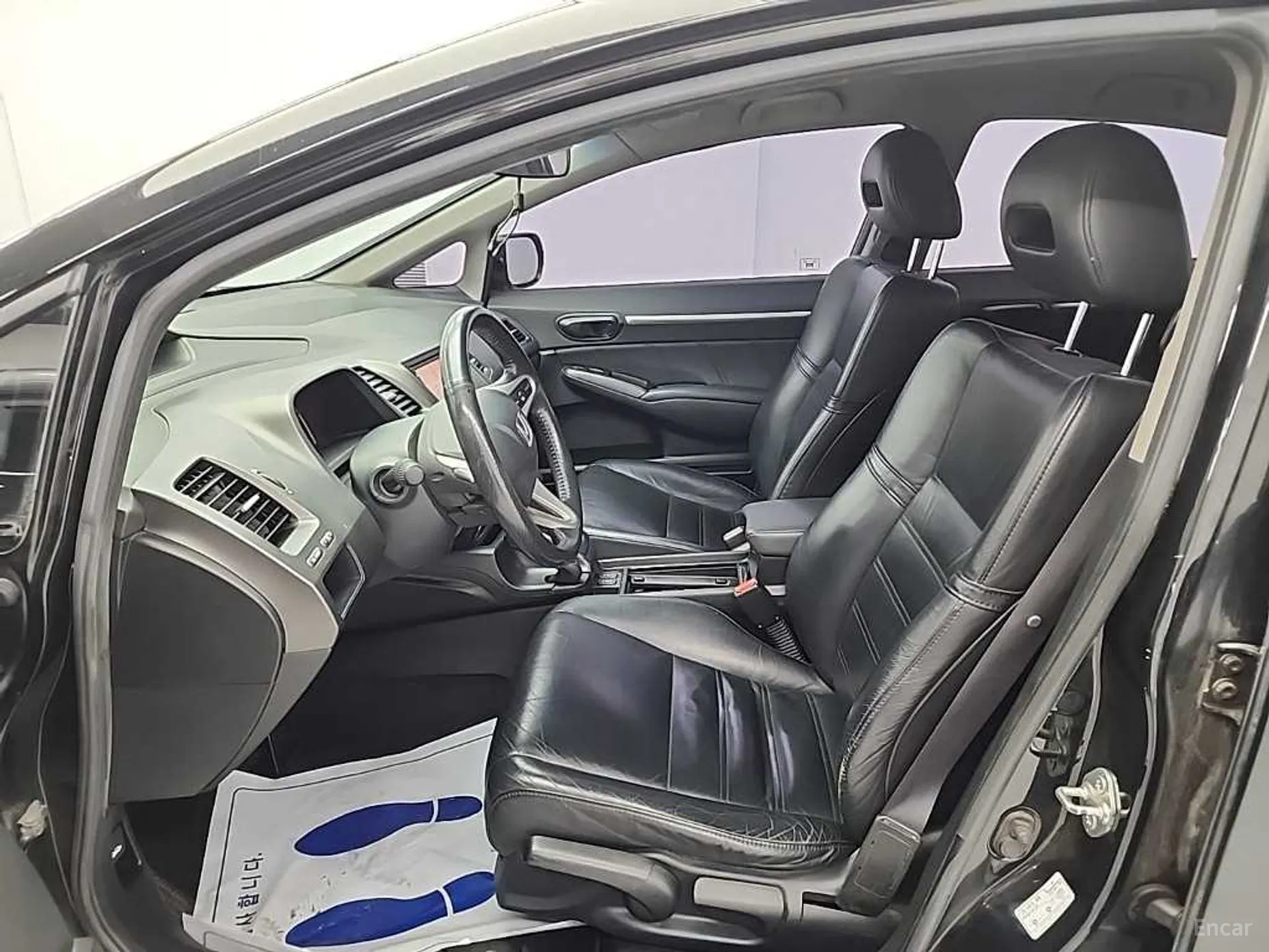 Honda Civic превью 11
