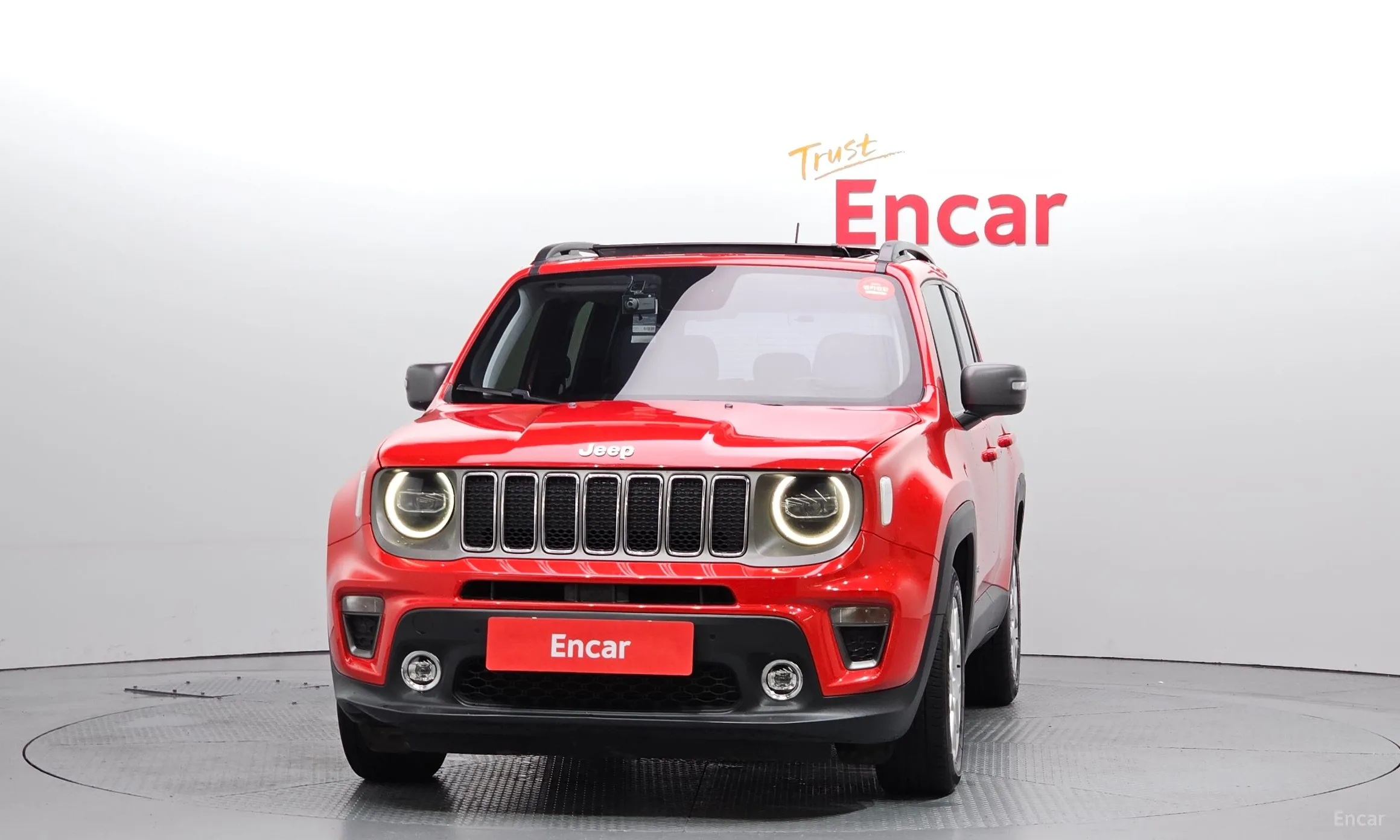 Jeep Renegade превью 3