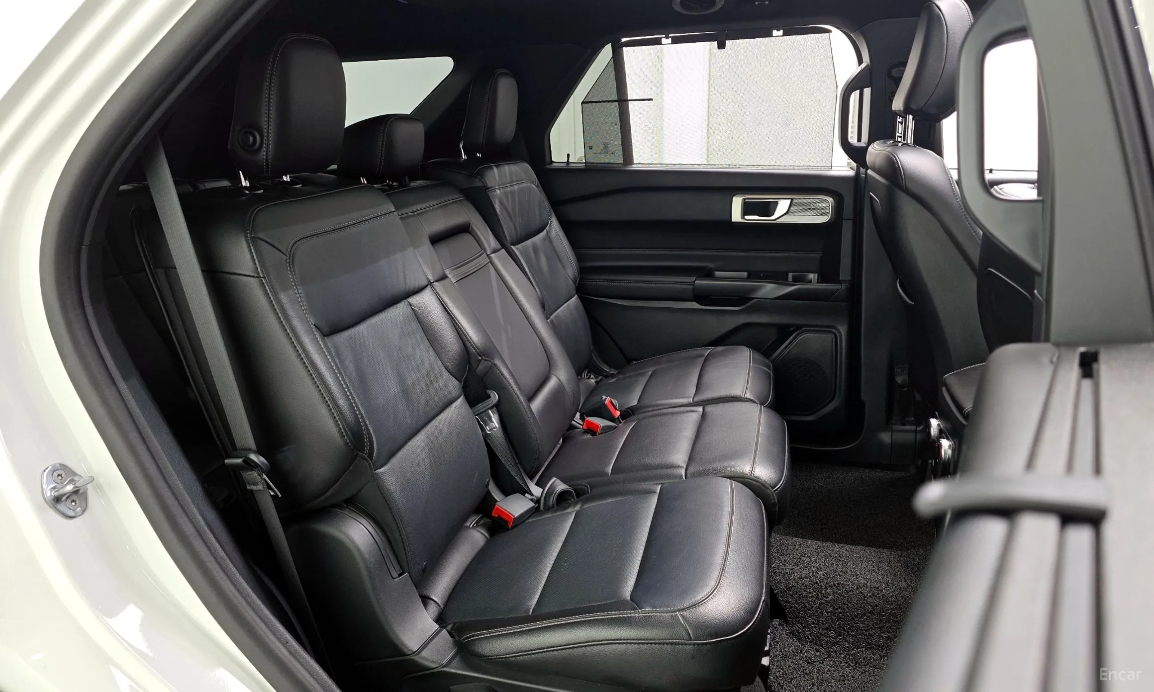 Ford Explorer 6th Generation превью 12