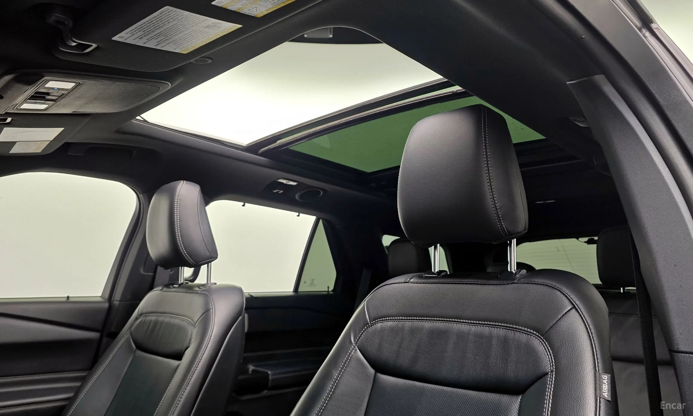 Ford Explorer 6th Generation превью 19