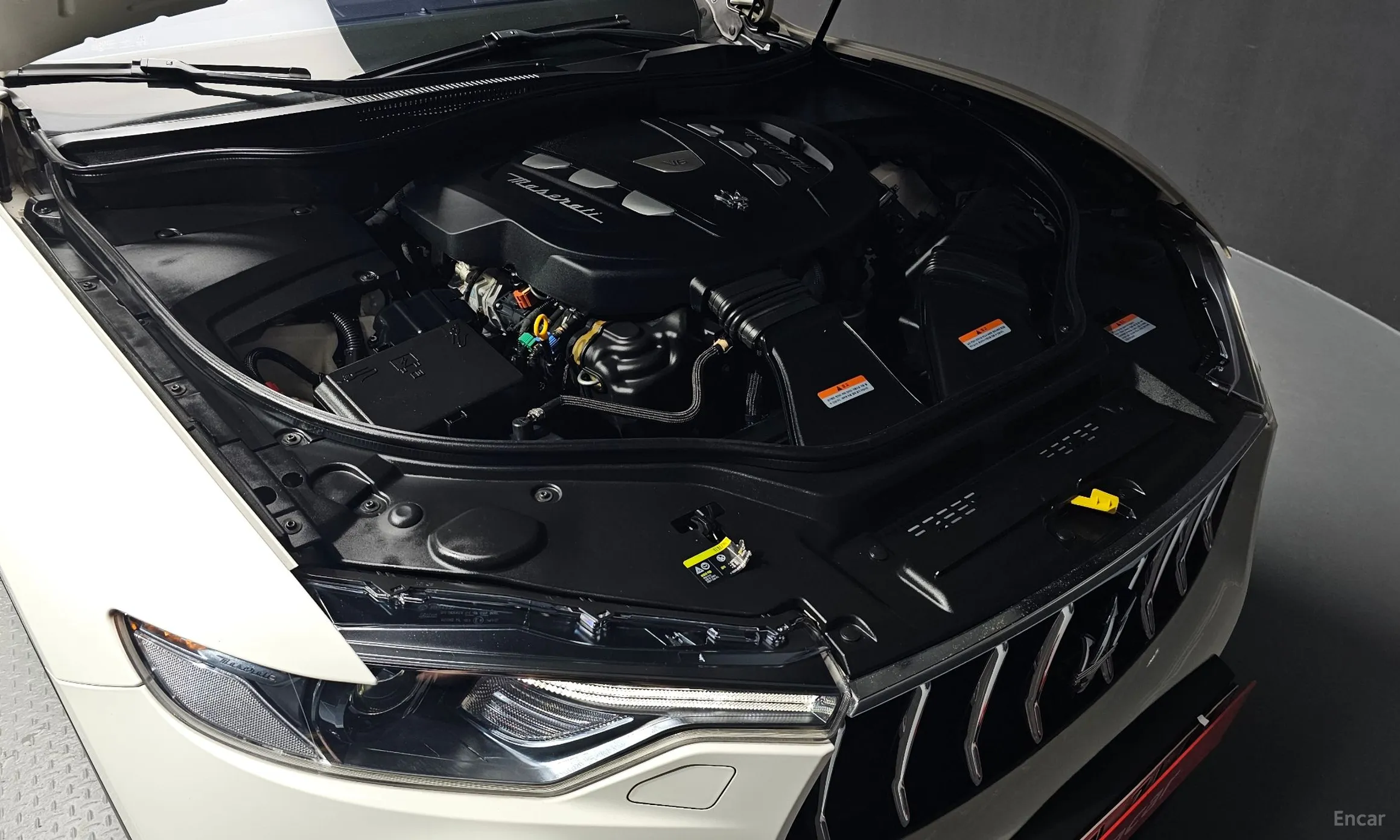 Maserati Levante превью 6