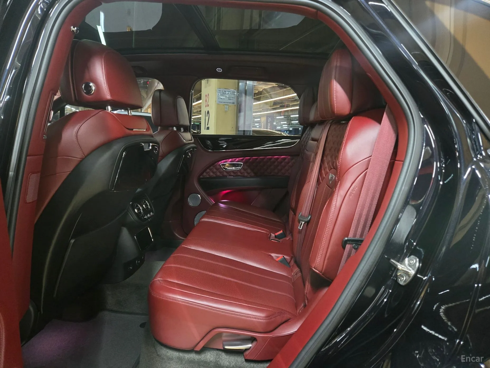 Bentley Bentayga превью 15