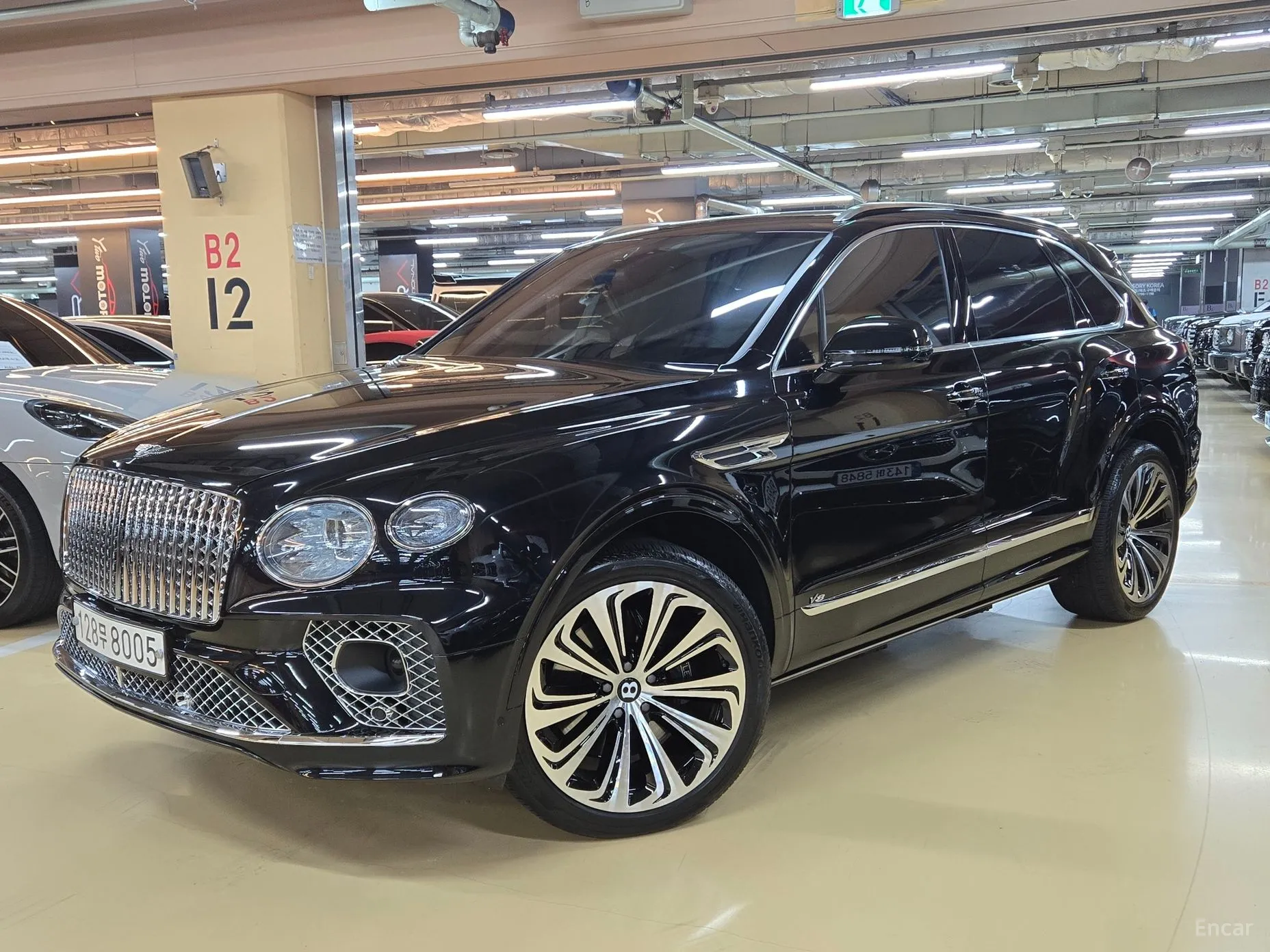 Bentley Bentayga превью 17