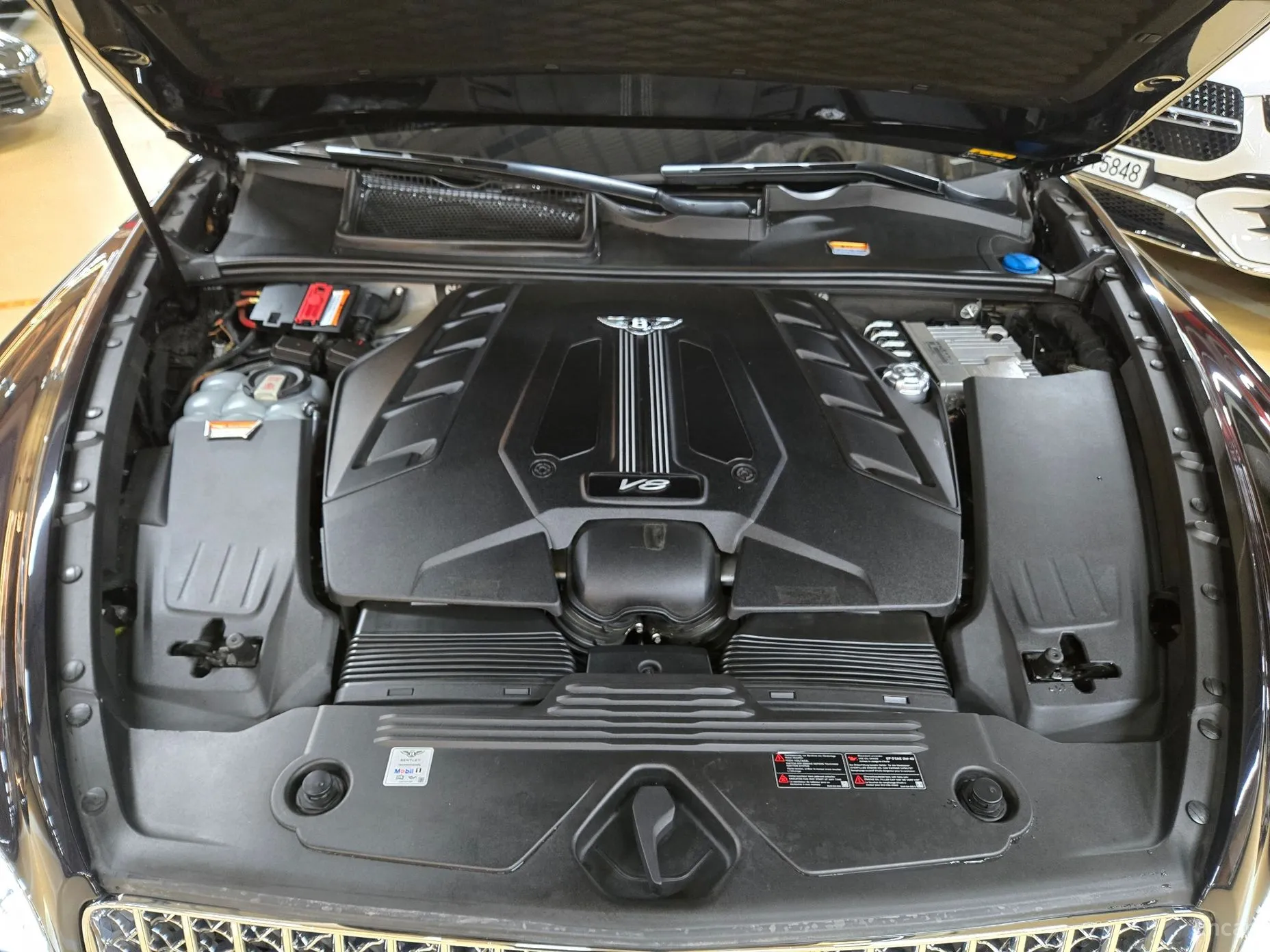 Bentley Bentayga превью 3