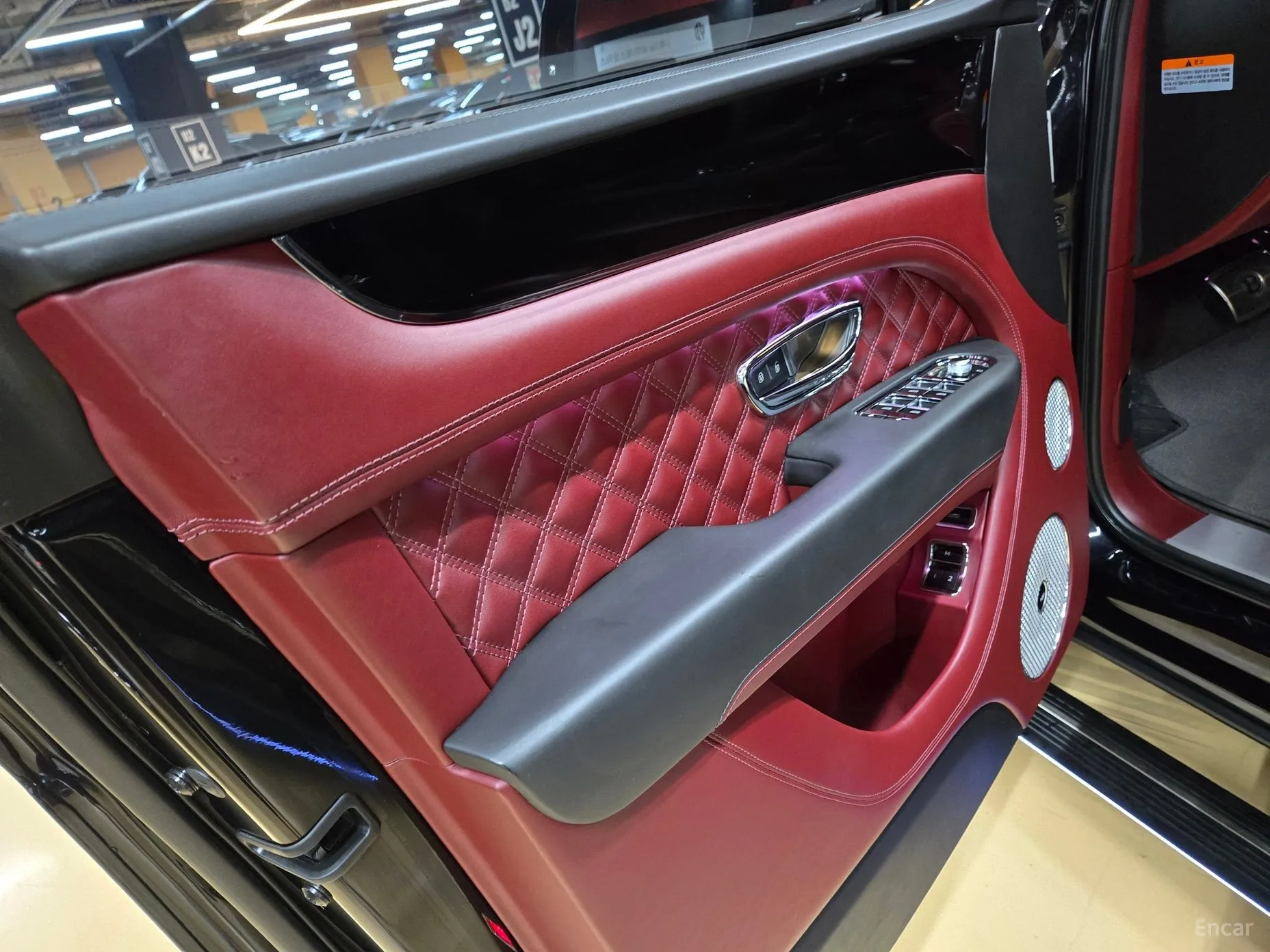 Bentley Bentayga превью 4