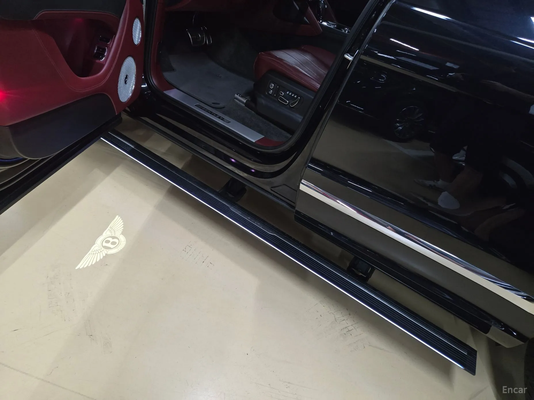 Bentley Bentayga превью 5