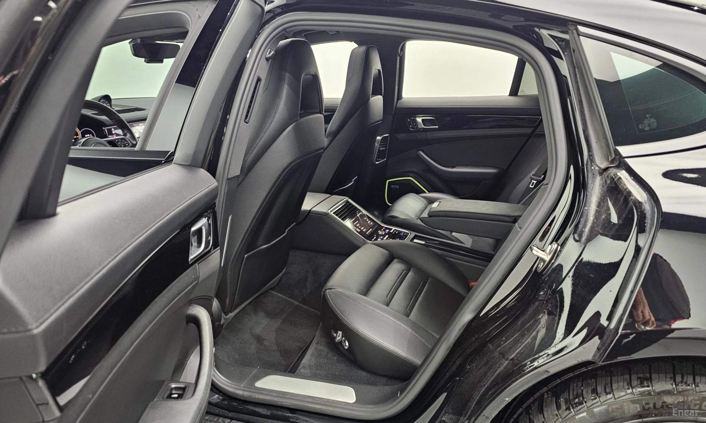 Porsche Panamera (971) превью 11
