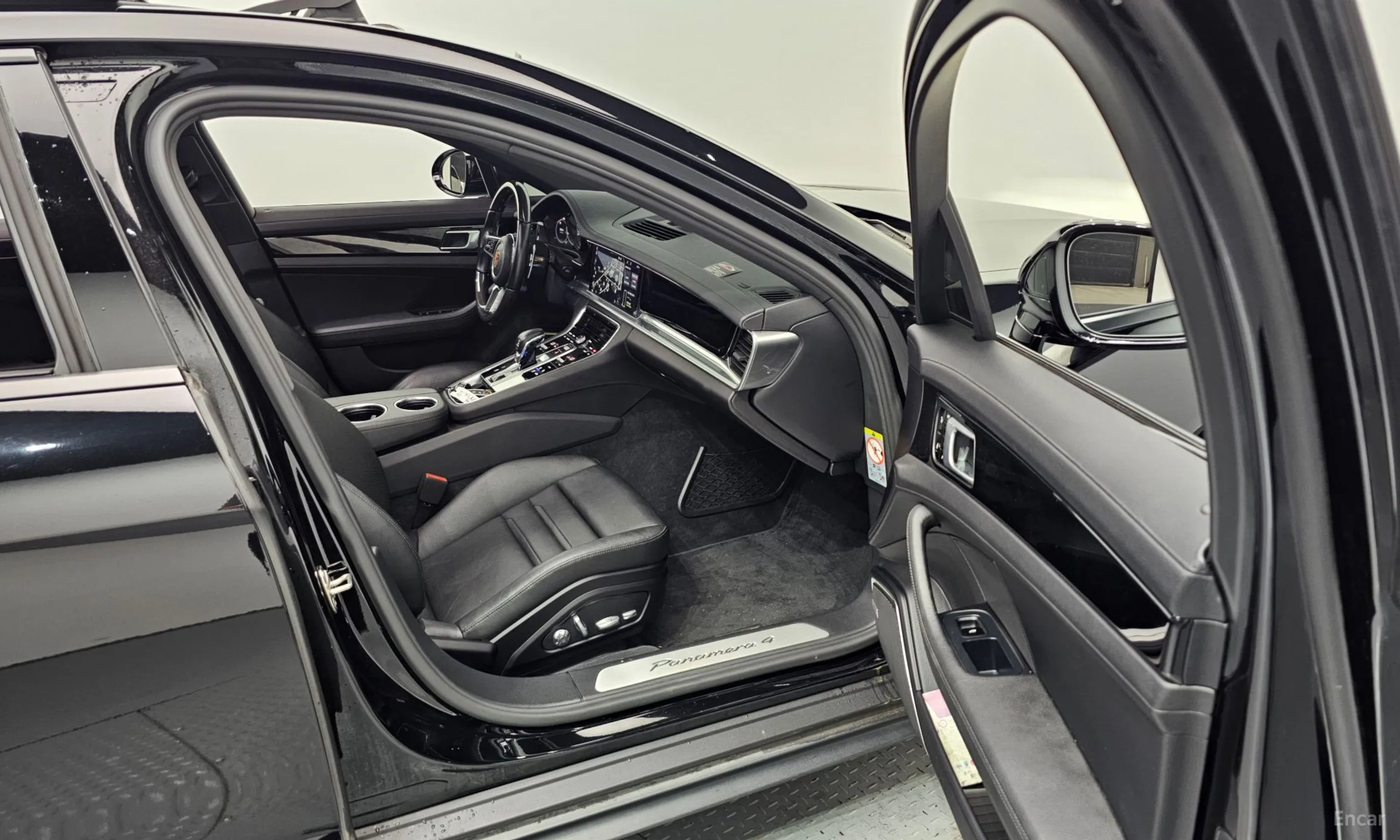 Porsche Panamera (971) превью 12