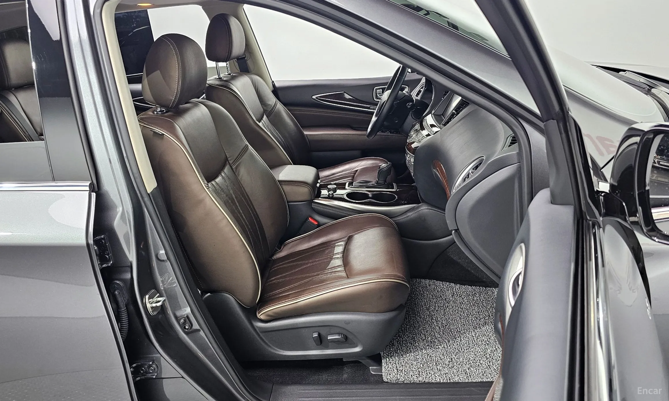 Infiniti QX60 превью 12