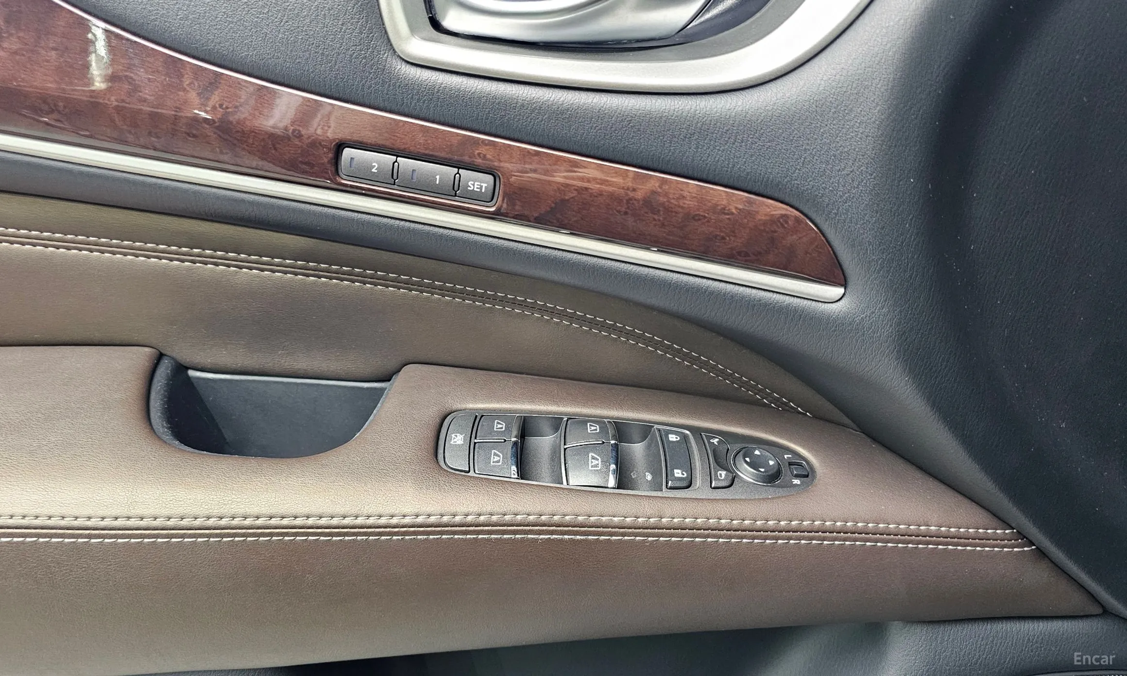 Infiniti QX60 превью 14