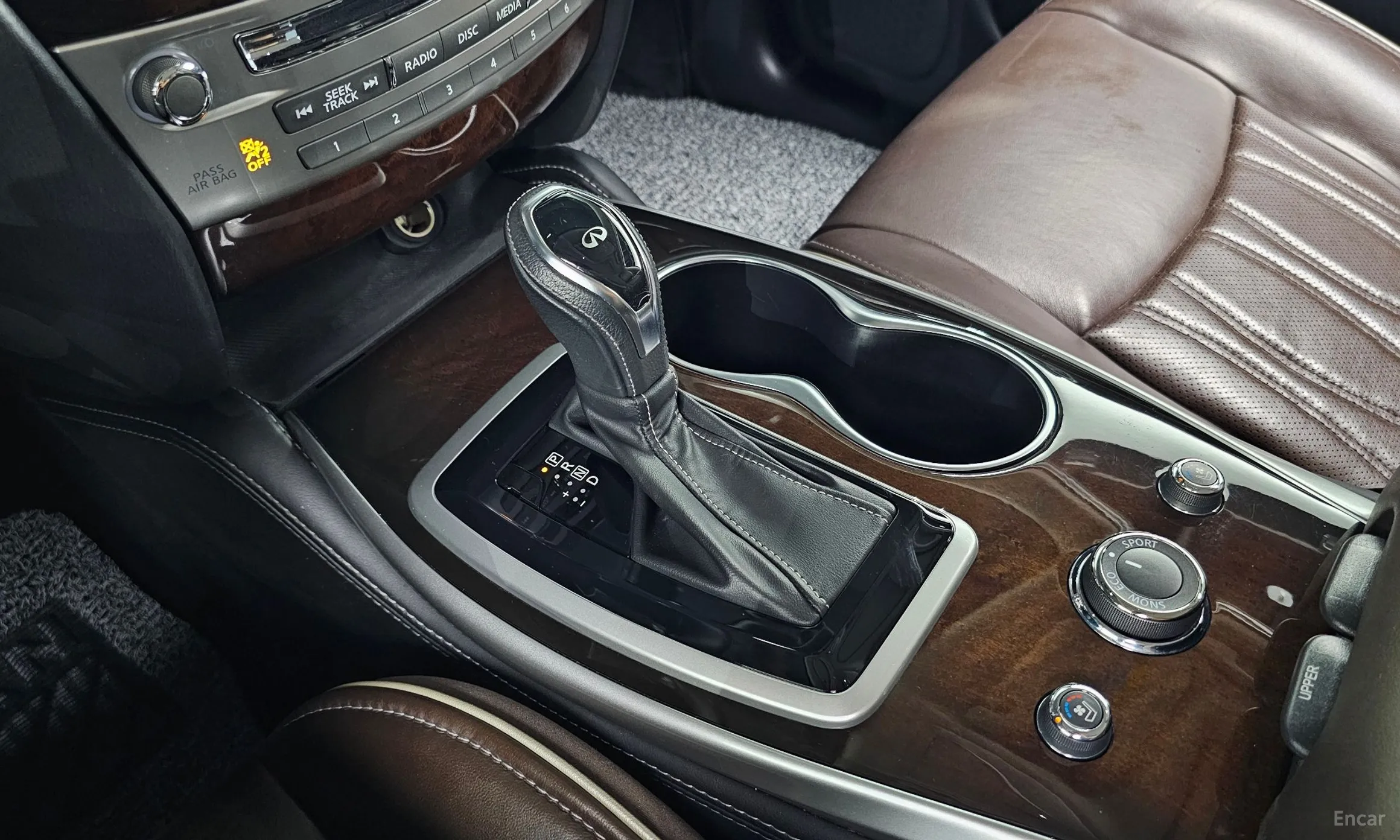 Infiniti QX60 превью 9