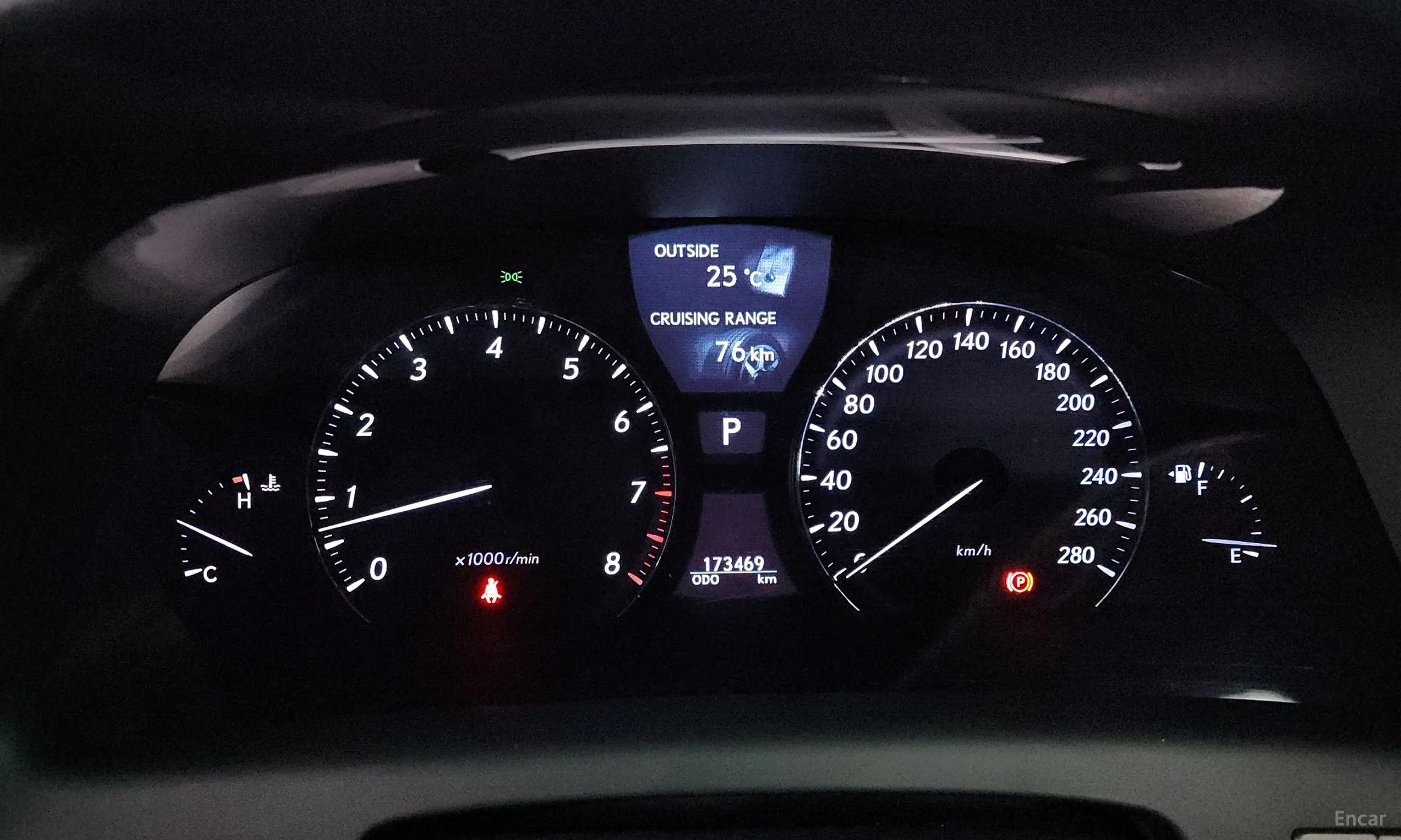 Lexus LS460 превью 8