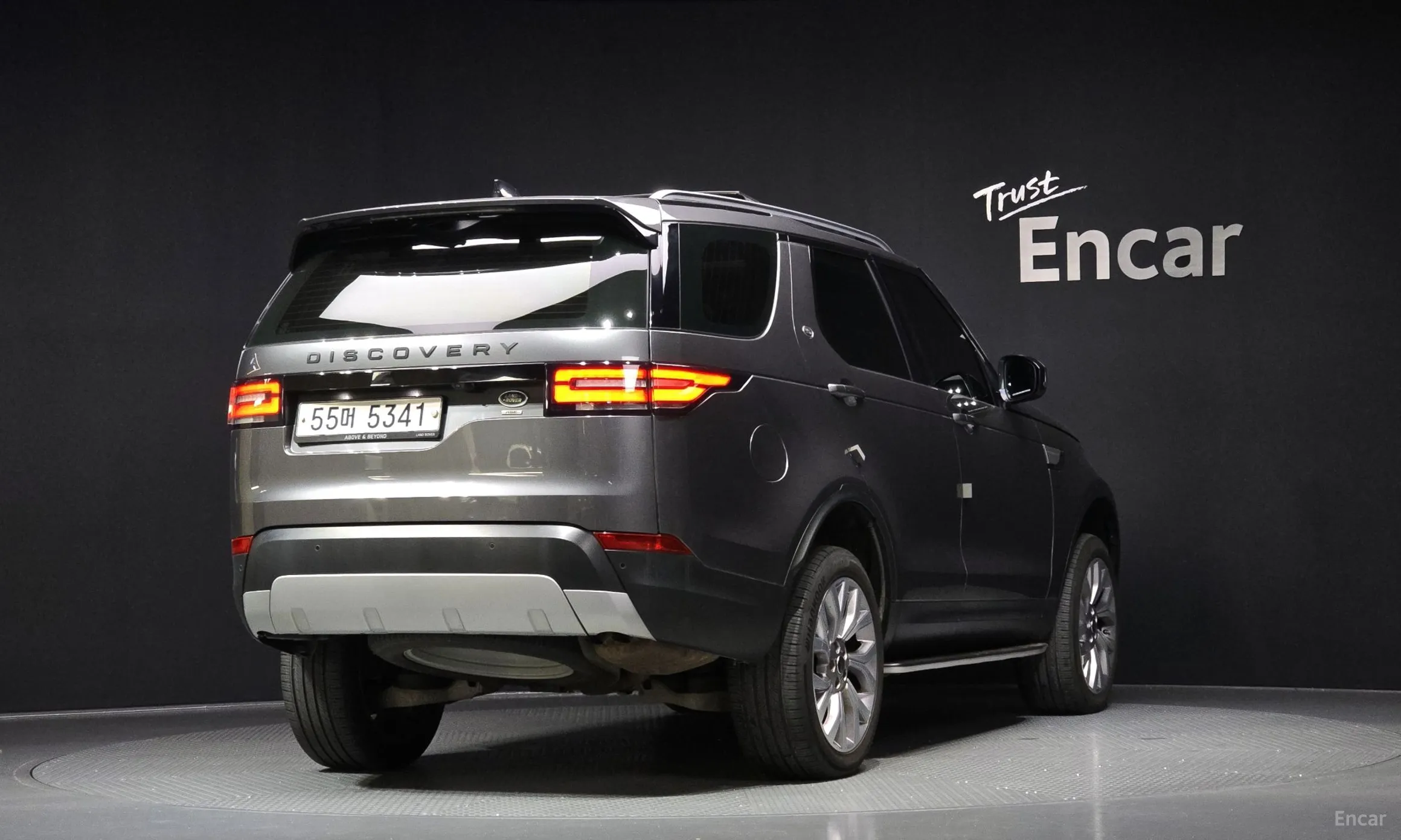 Land Rover Discovery 5 превью 2