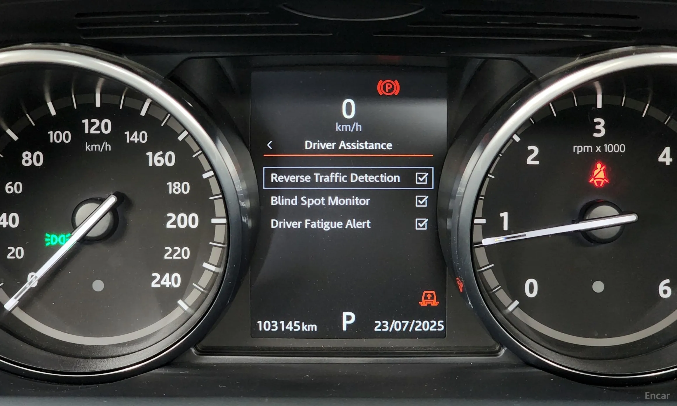 Land Rover Discovery 5 превью 16