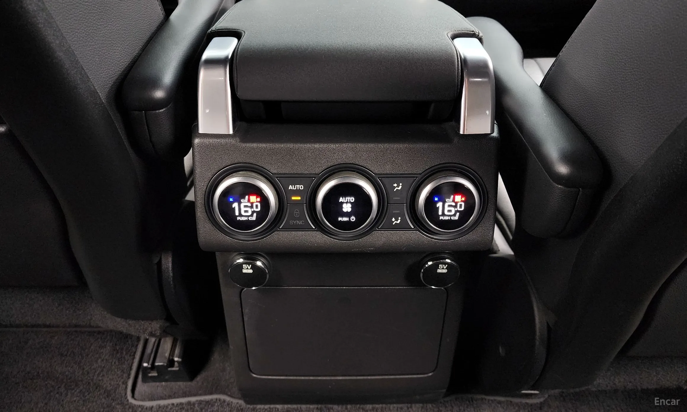 Land Rover Discovery 5 превью 19