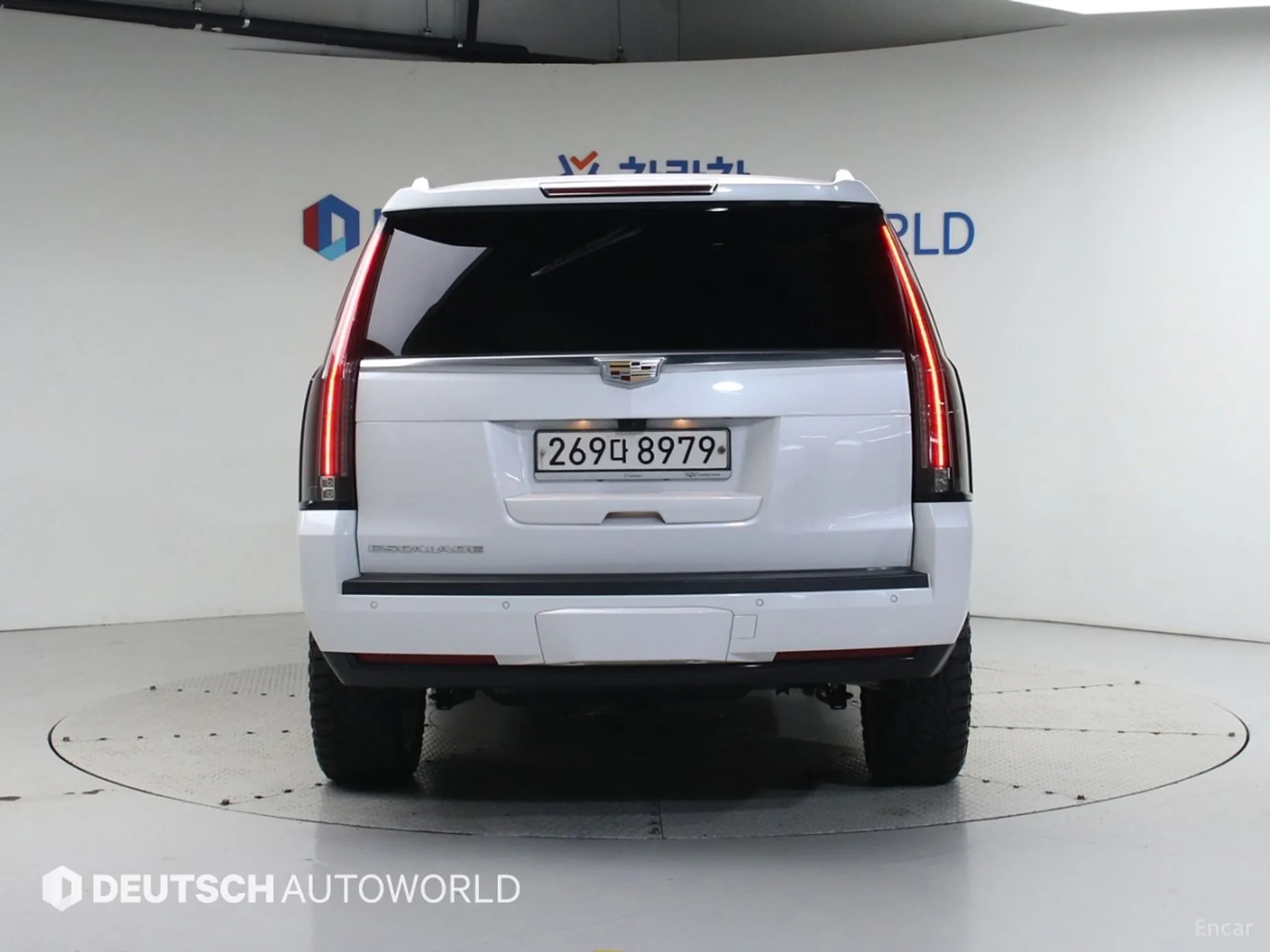 Cadillac Escalade превью 4