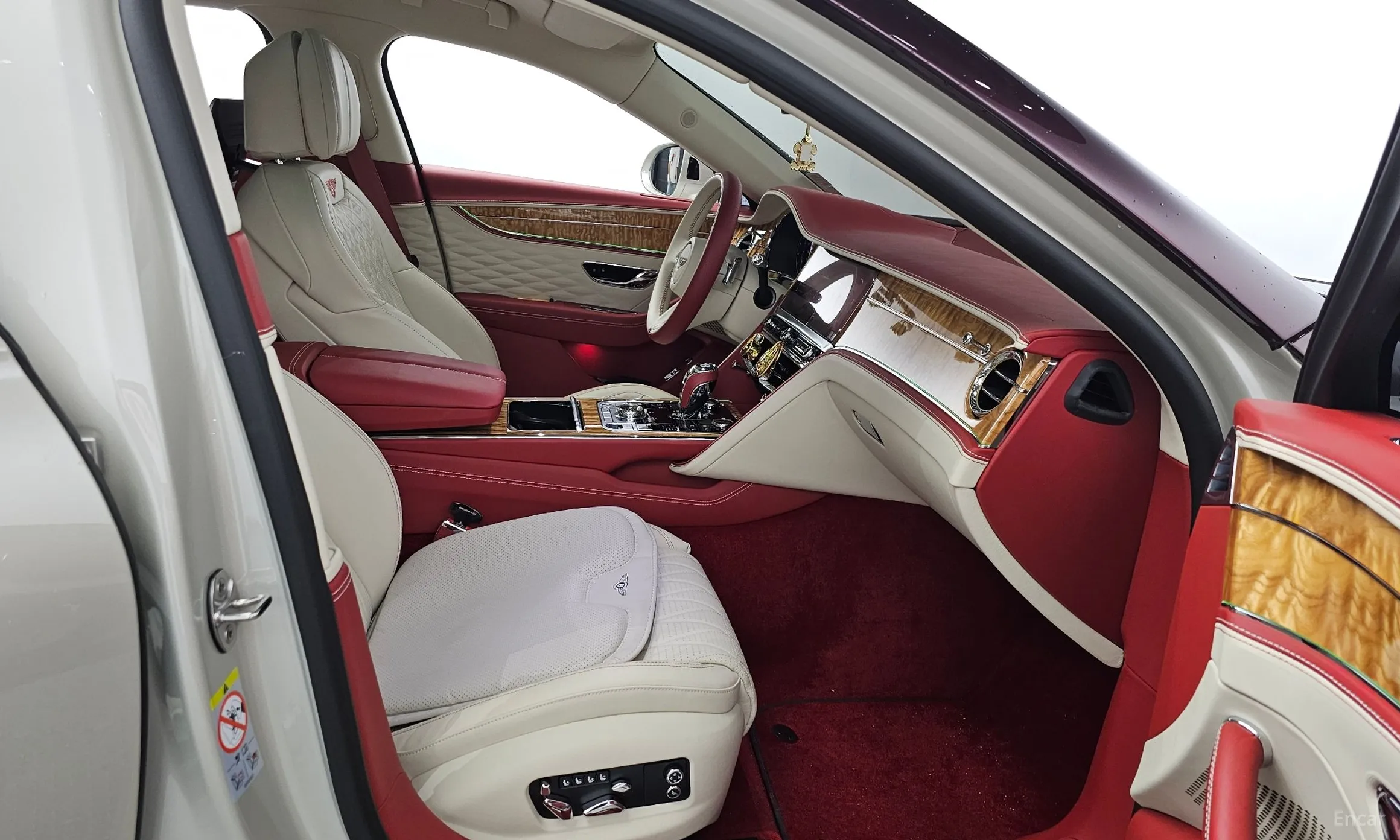Bentley Flying Spur 3rd Generation превью 11