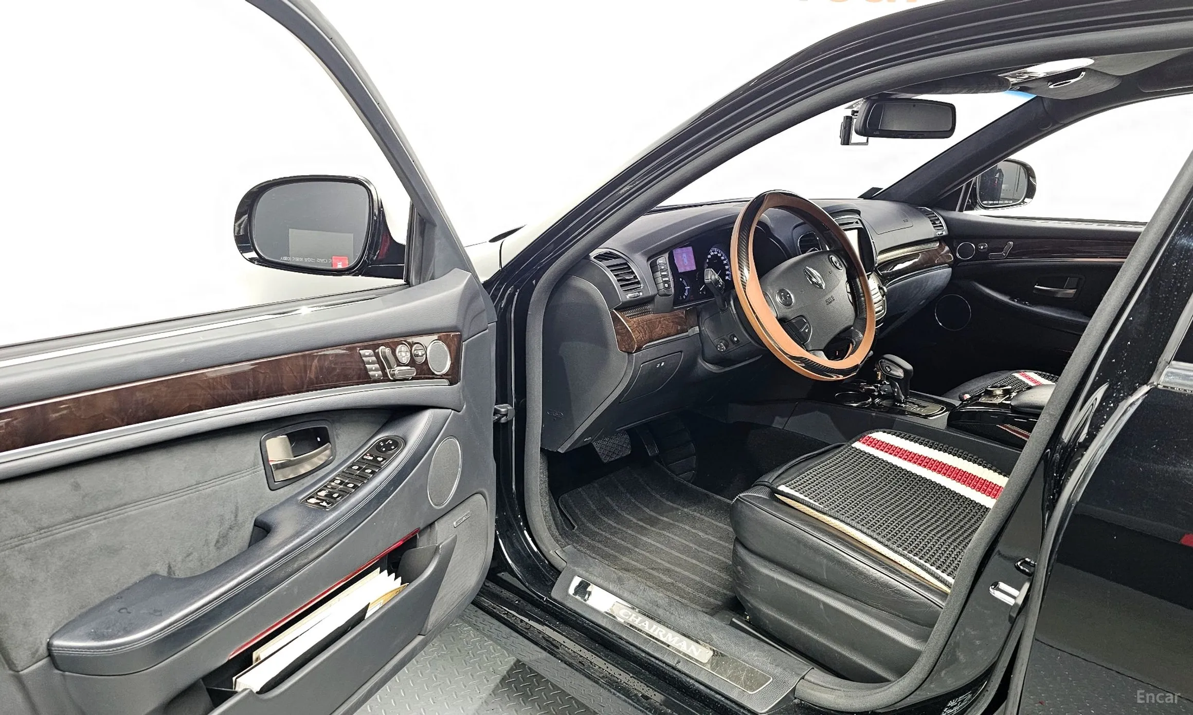 KG Mobility (SsangYong) Chairman W превью 10