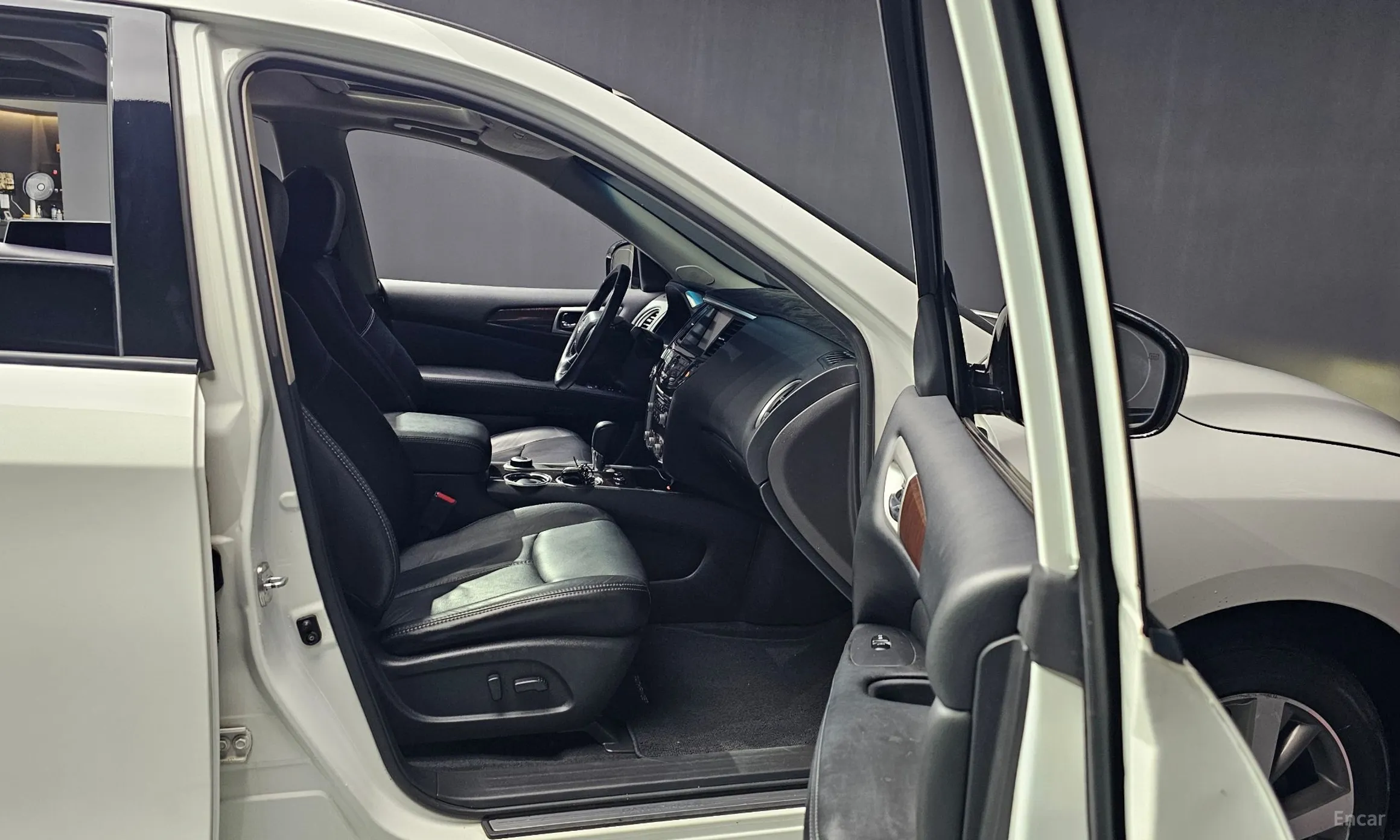 Nissan Pathfinder Gen 4 превью 15
