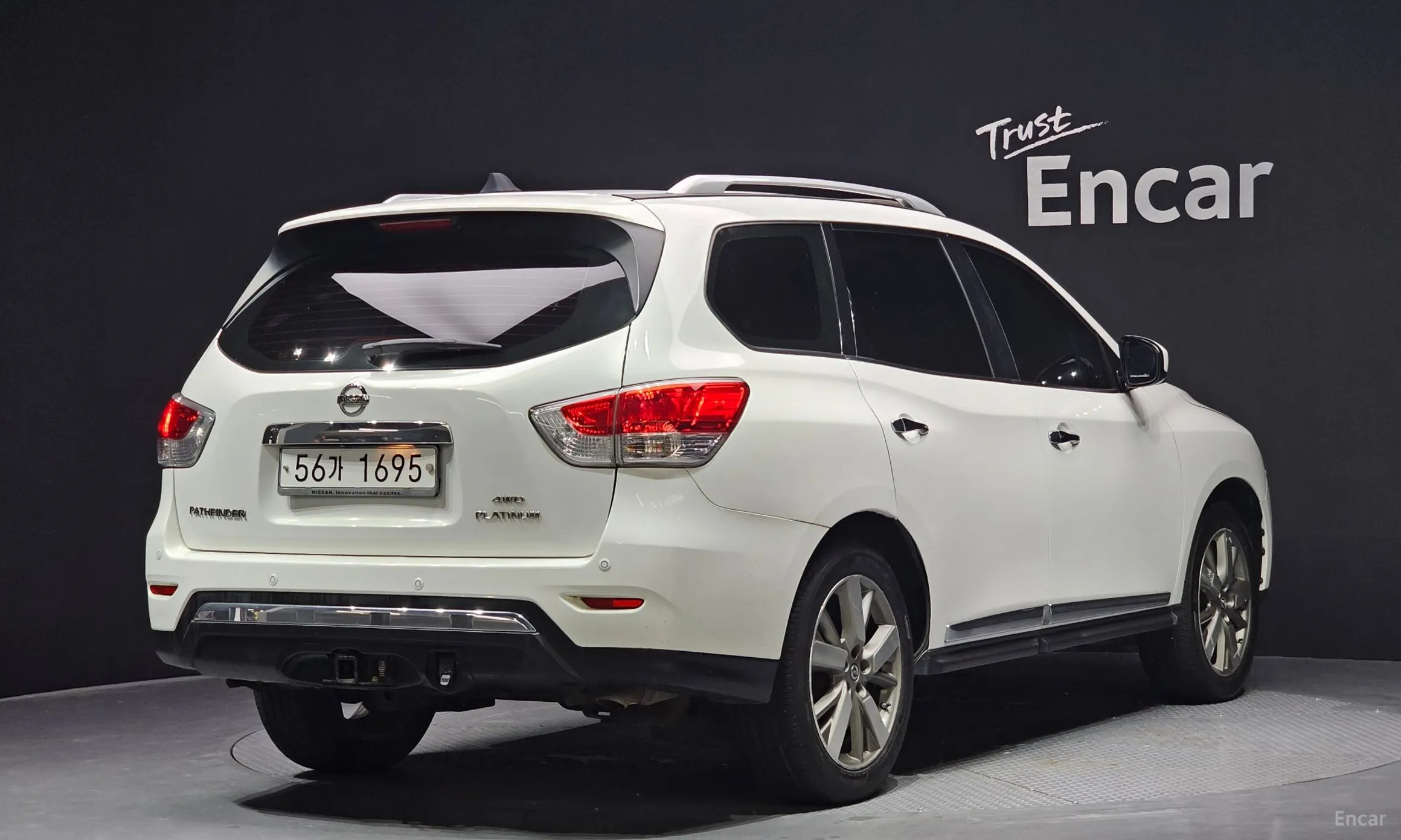 Nissan Pathfinder Gen 4