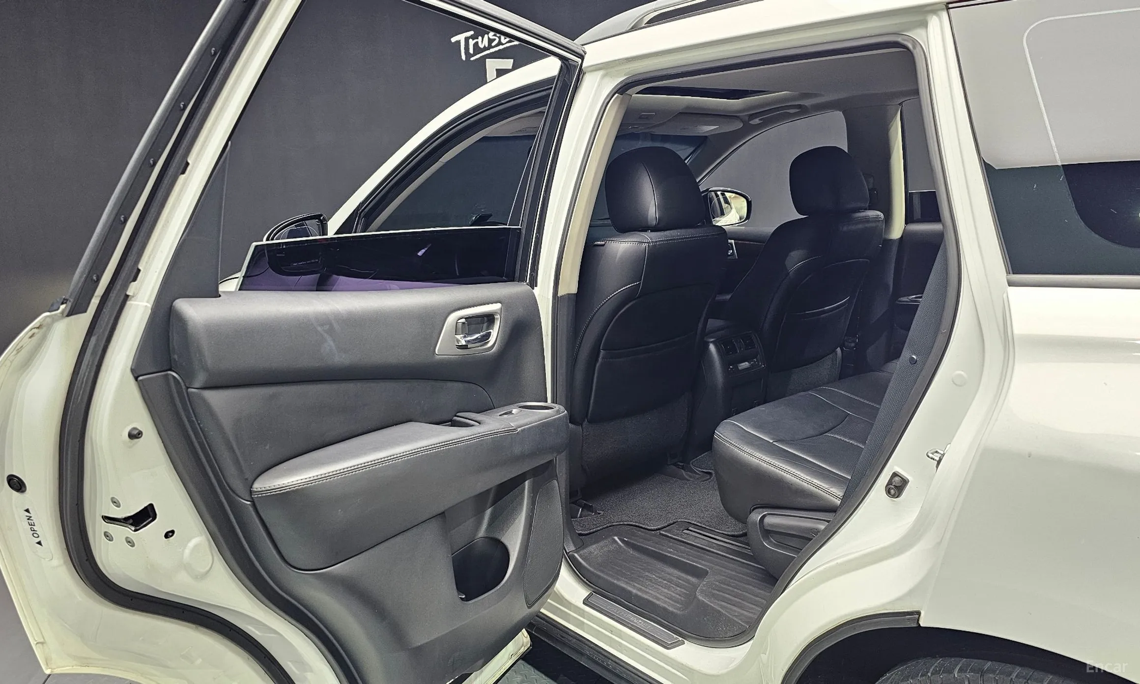 Nissan Pathfinder Gen 4 превью 17
