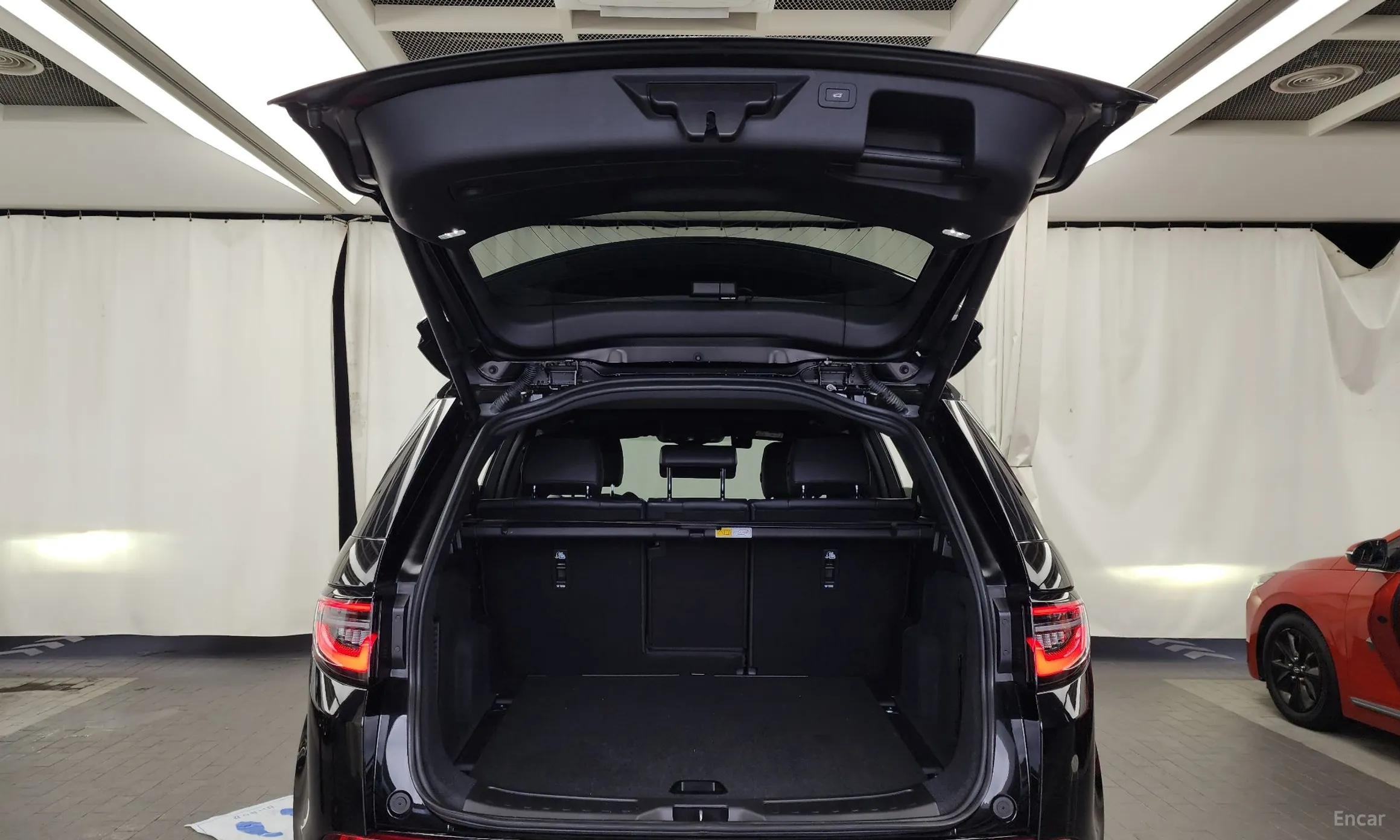 Land Rover Discovery Sports превью 20