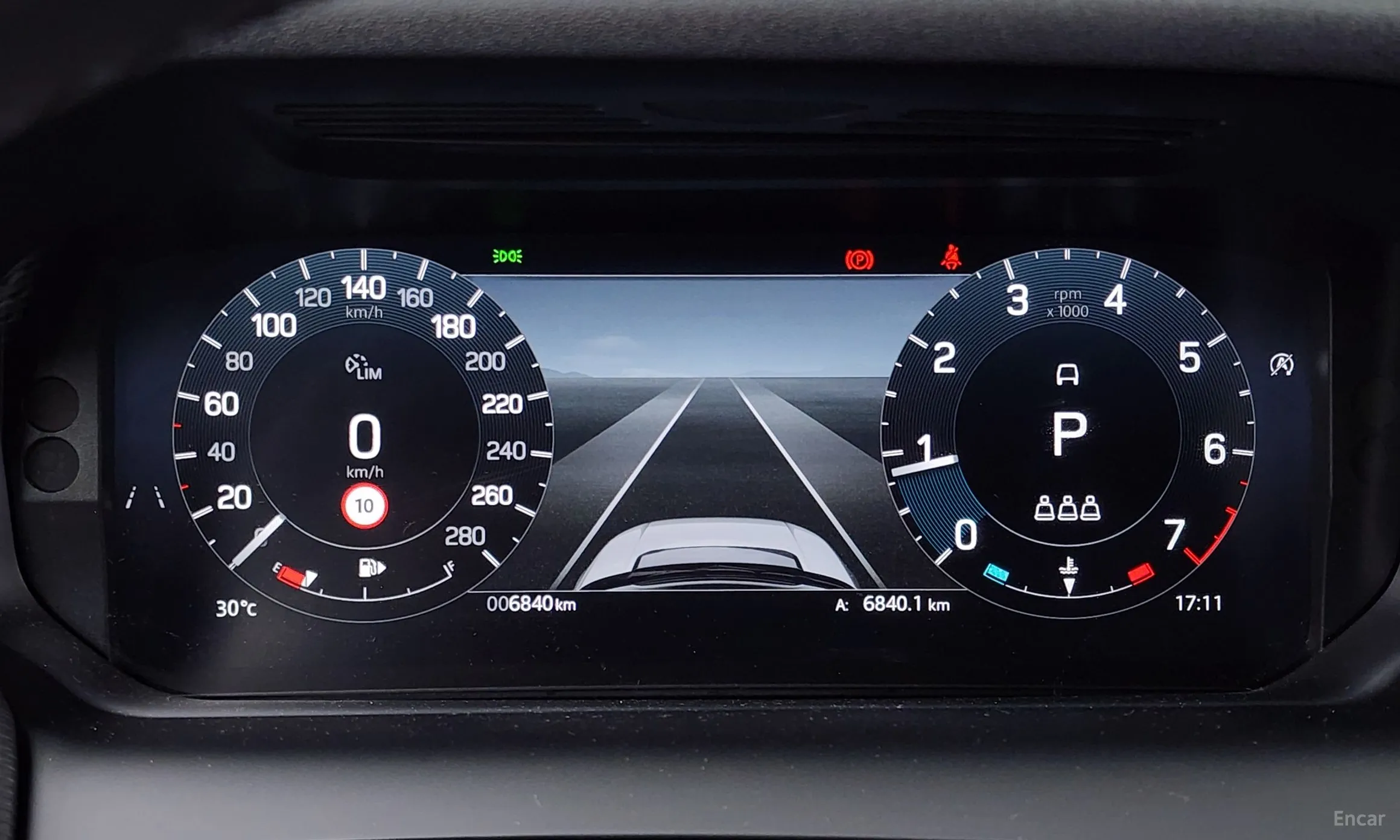 Land Rover Discovery Sports превью 8