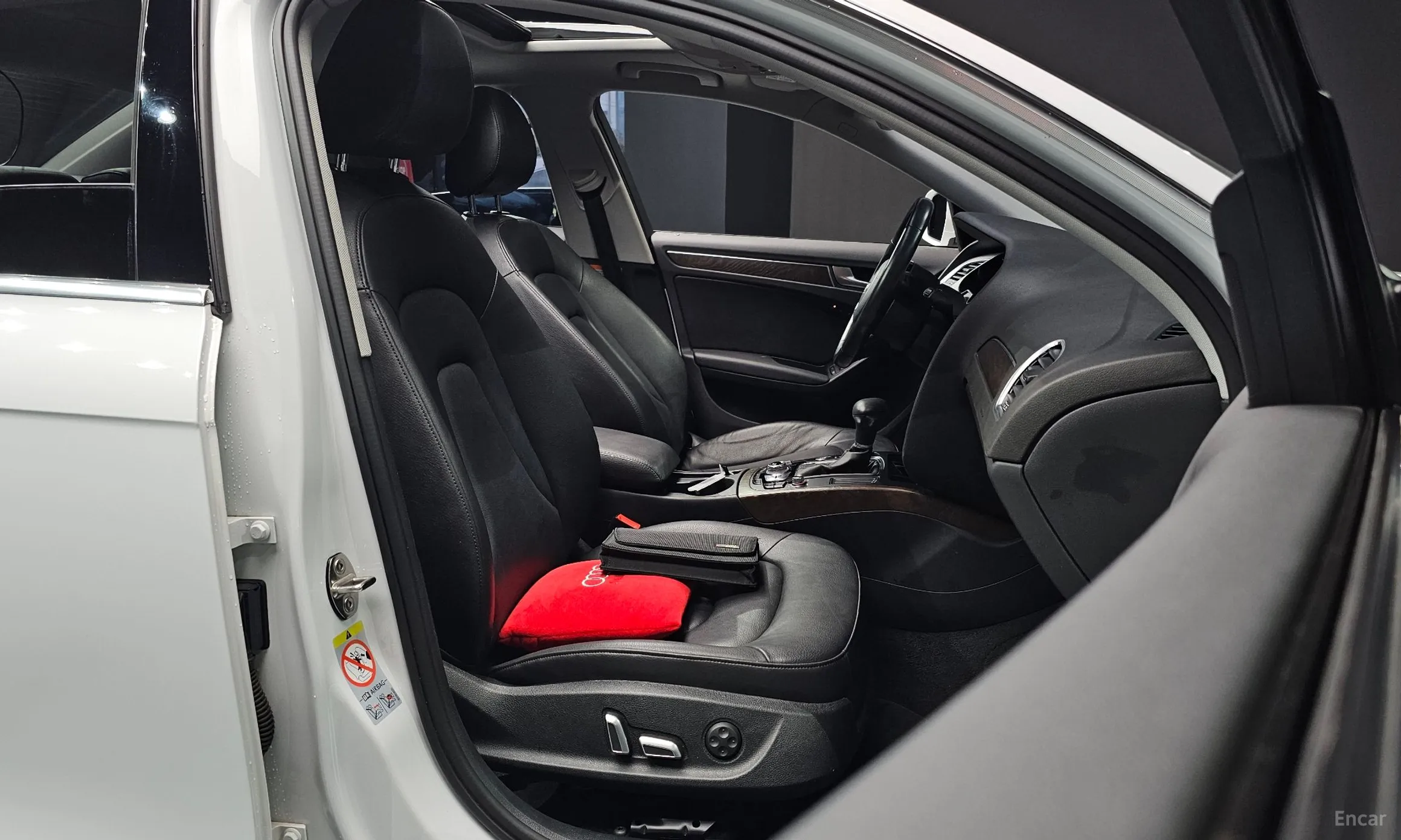 Audi New A4 превью 10