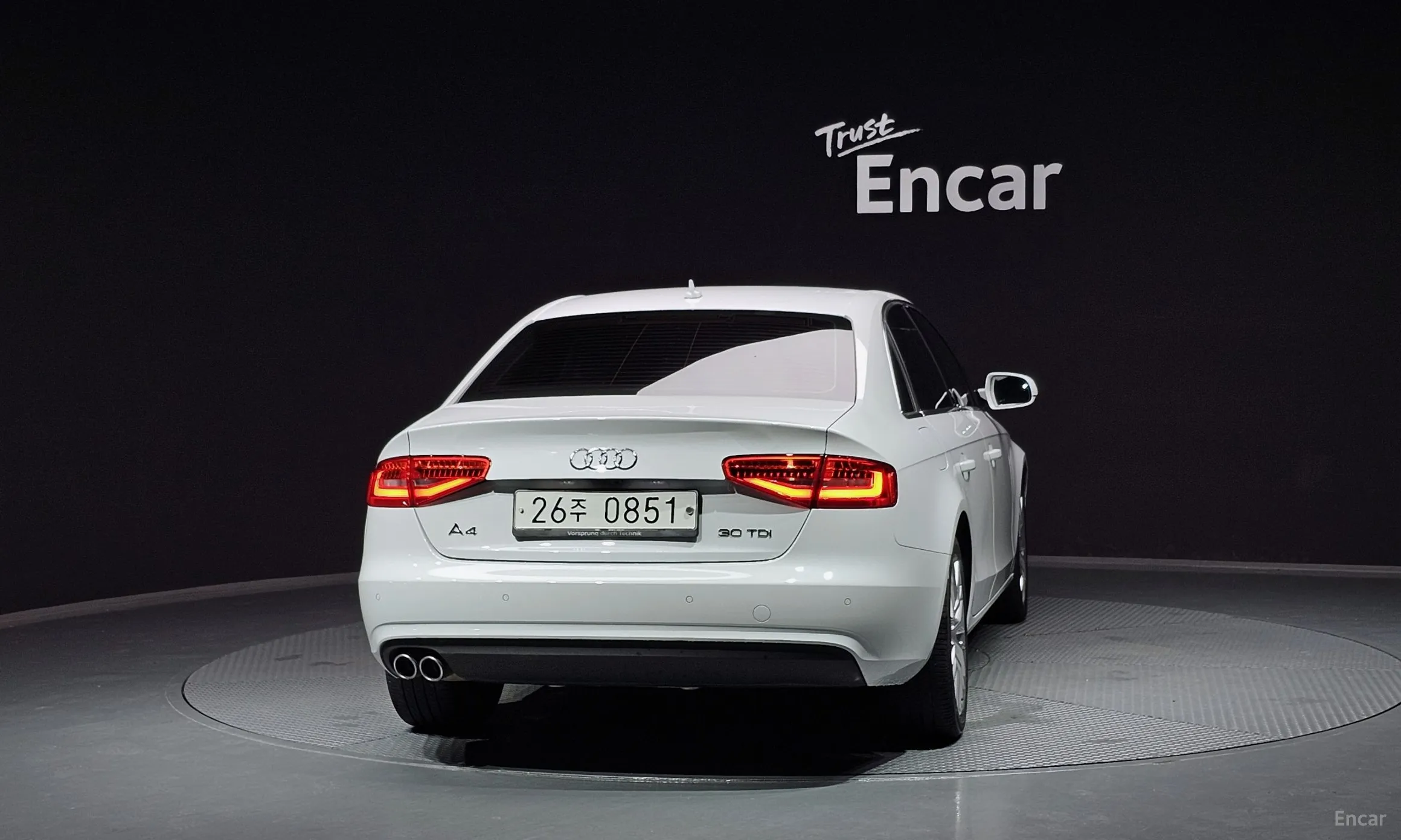 Audi New A4 превью 4