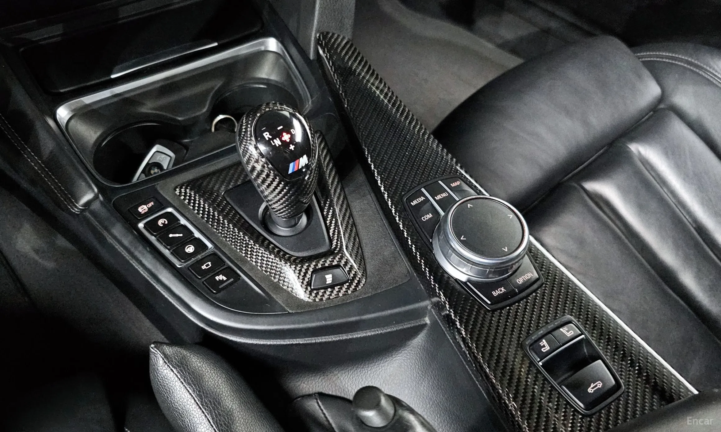 BMW M4 (F82) превью 9