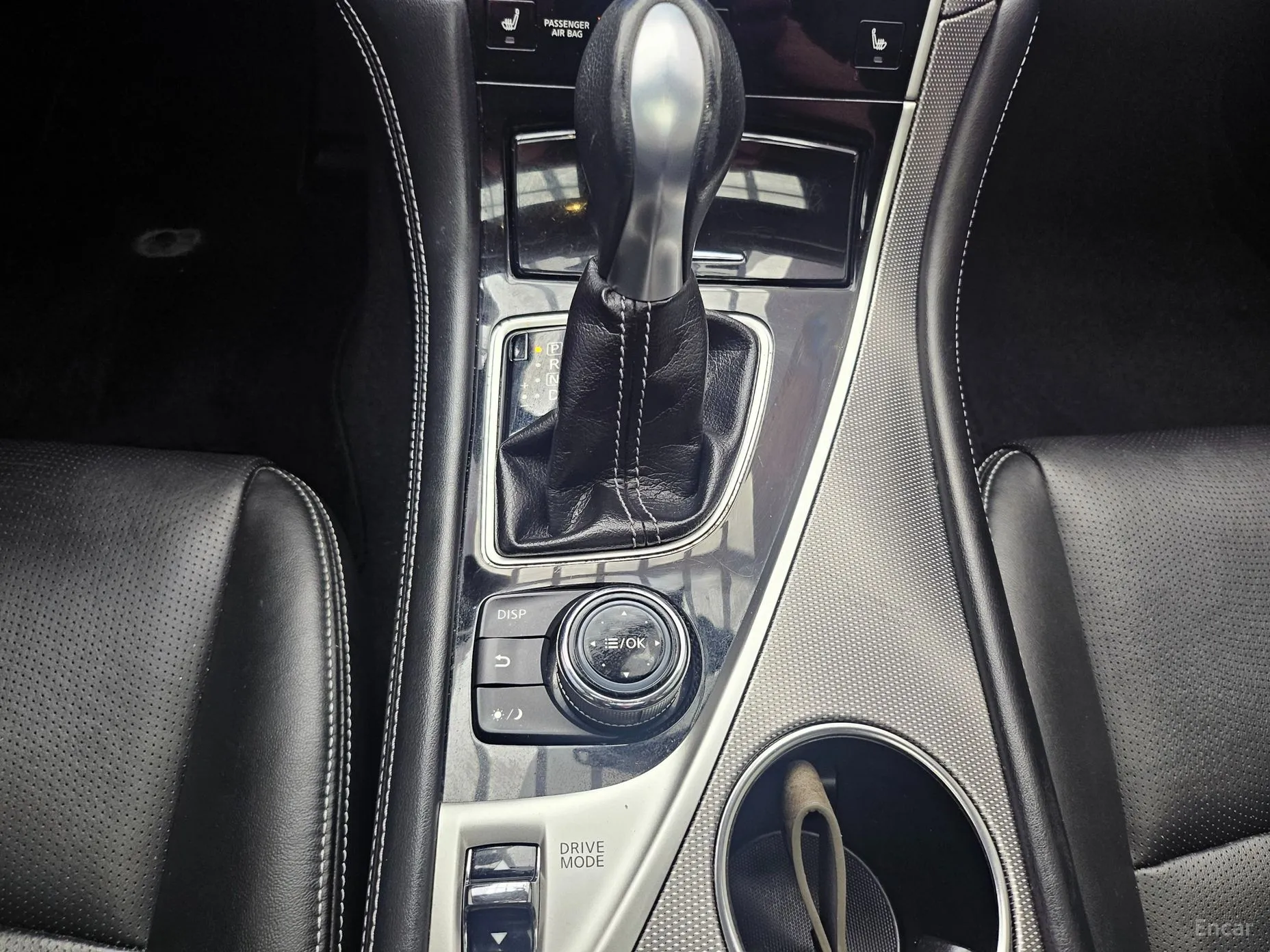 Infiniti Q50 превью 13