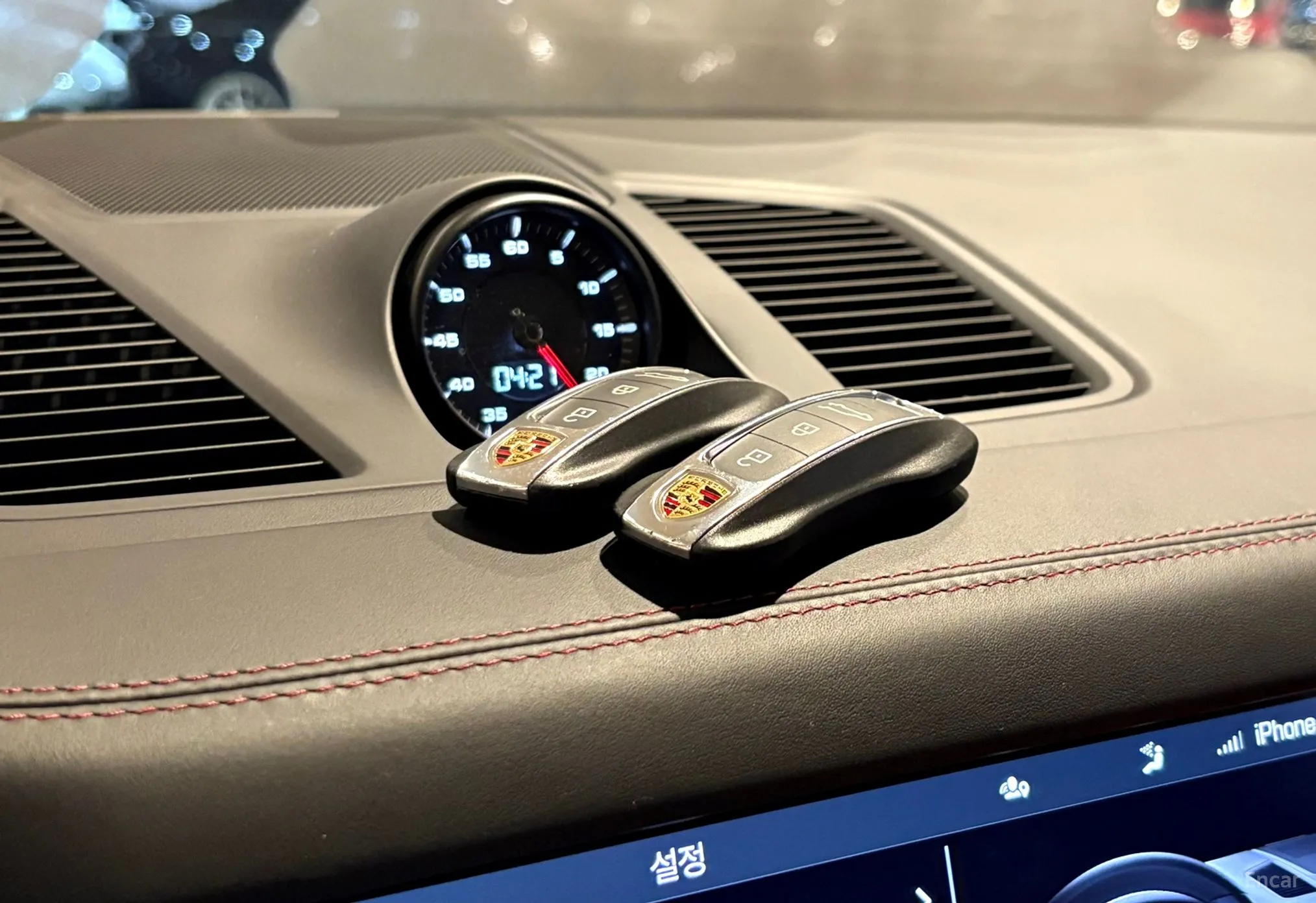 Porsche Cayenne (PO536) превью 16