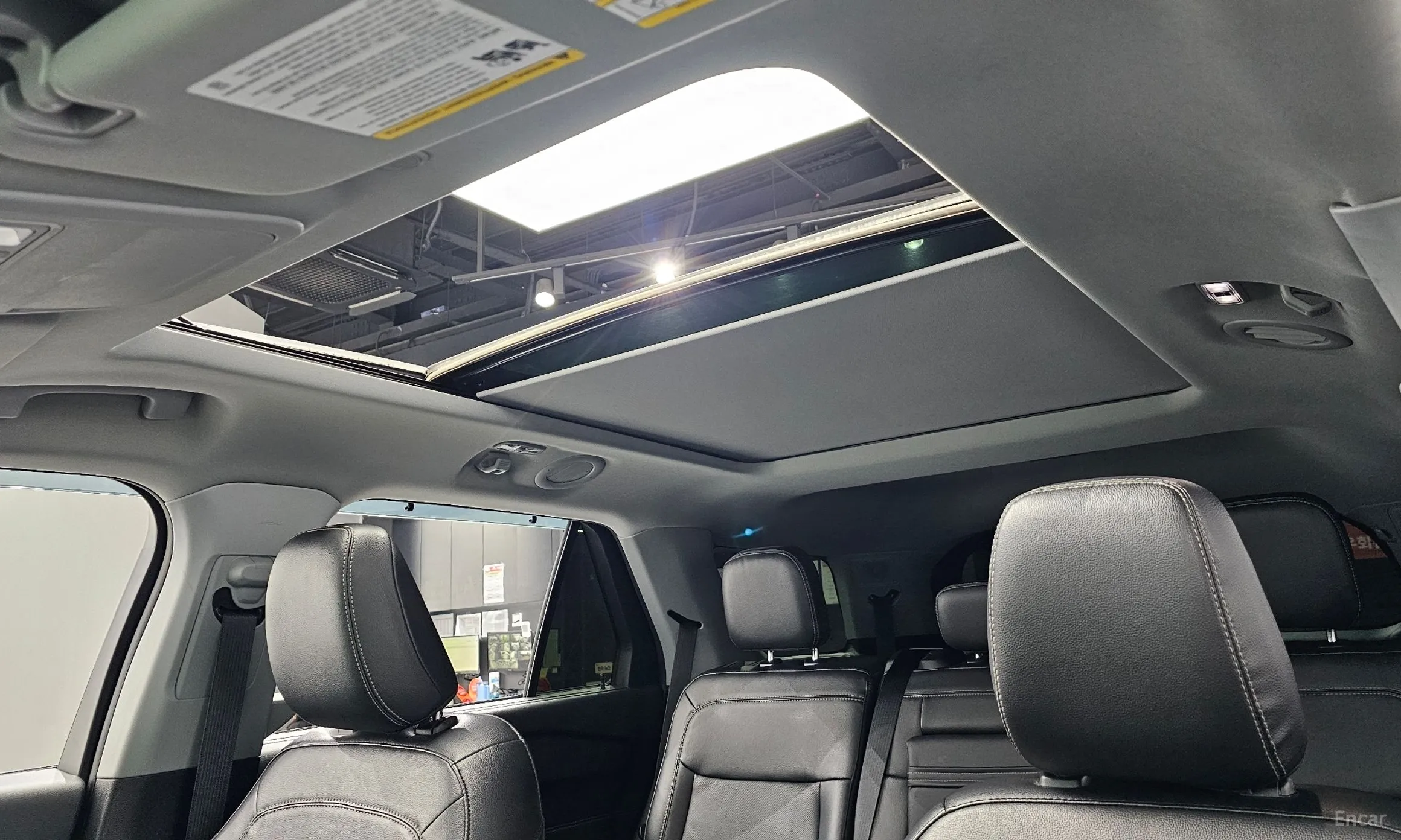 Ford Explorer 6th Generation превью 19