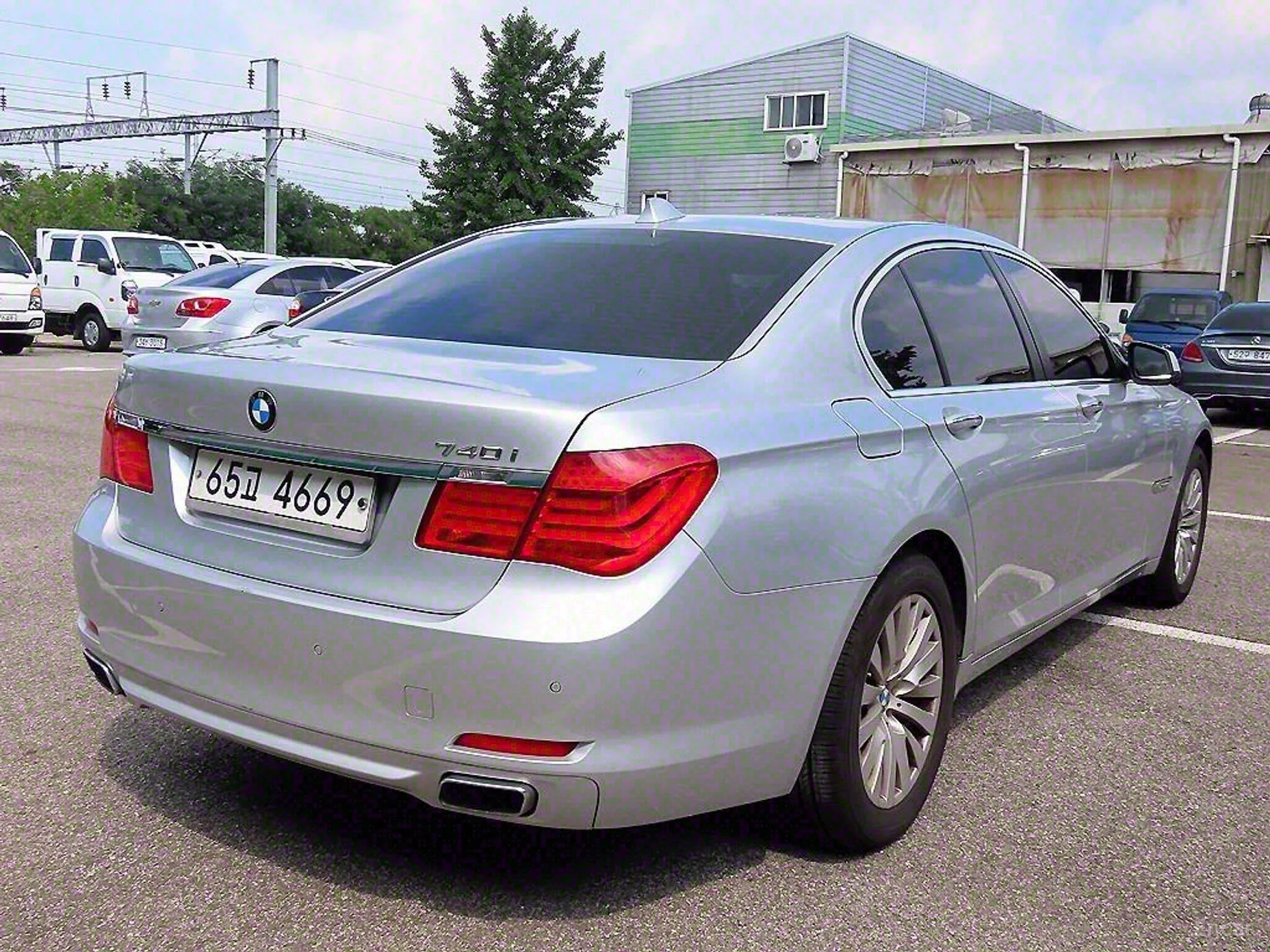 BMW 7 Series (F01) превью 3