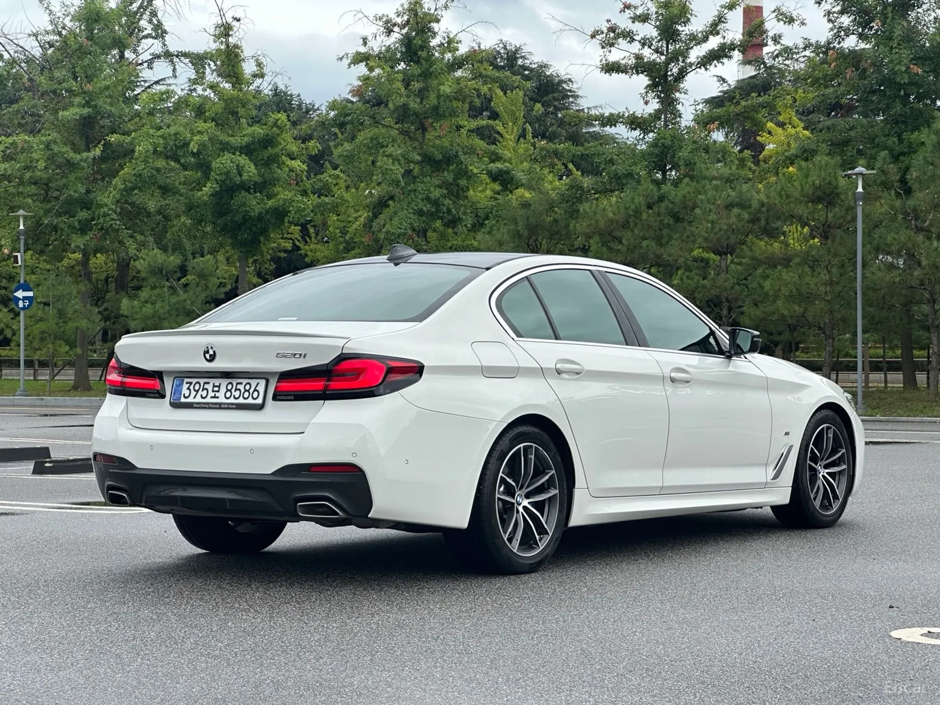 BMW 5 Series (G30) превью 2