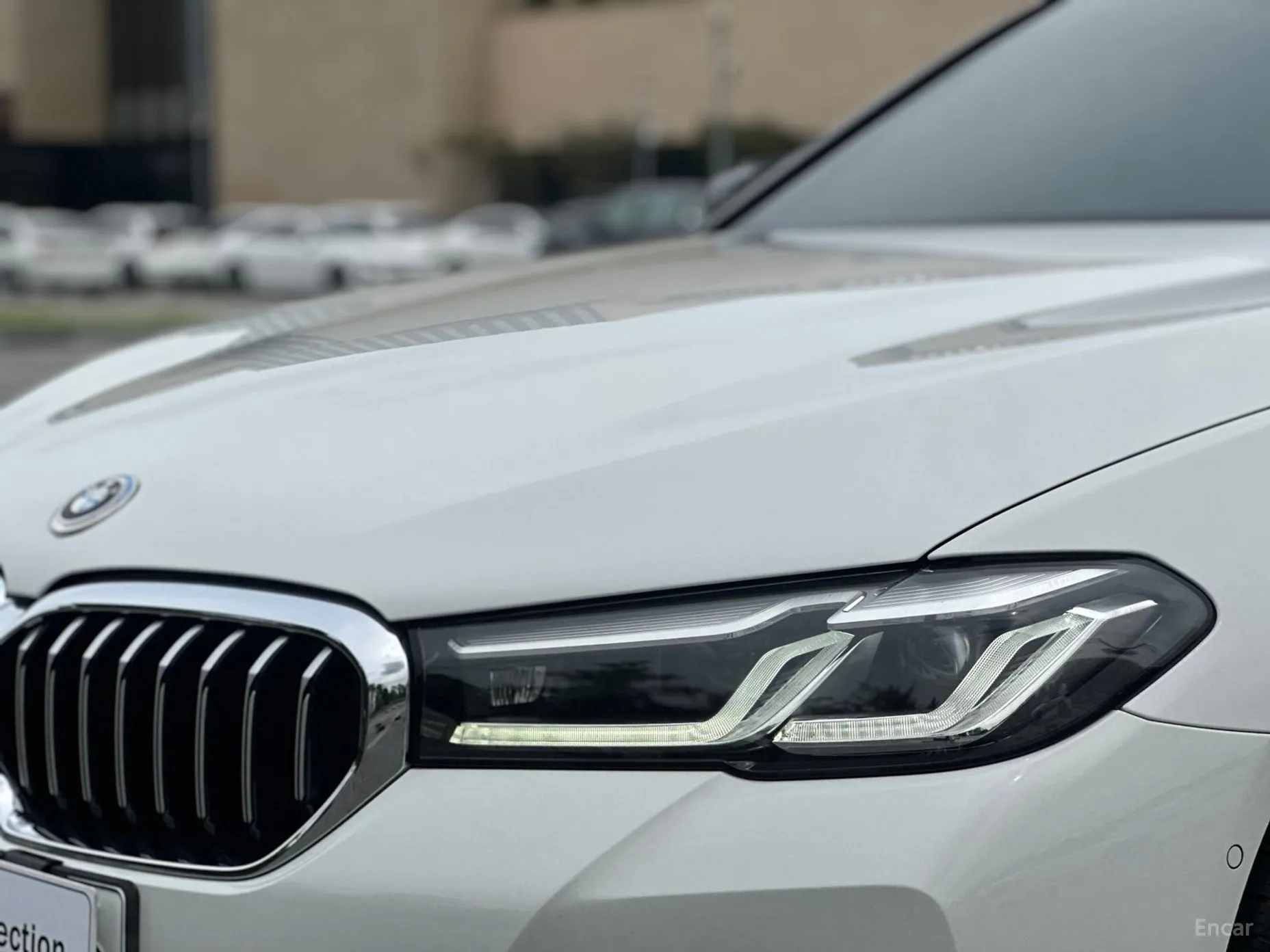BMW 5 Series (G30) превью 20