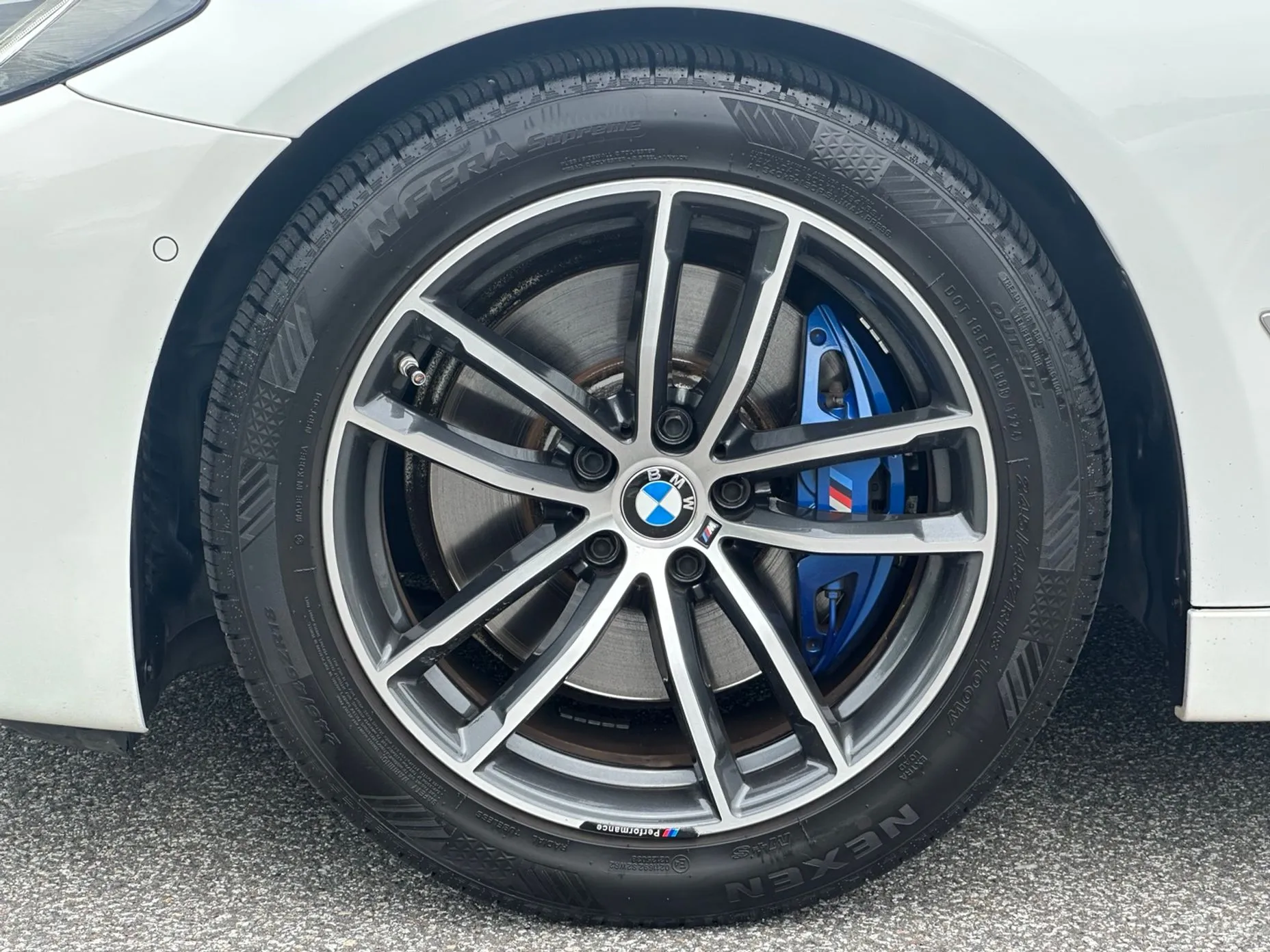 BMW 5 Series (G30) превью 5