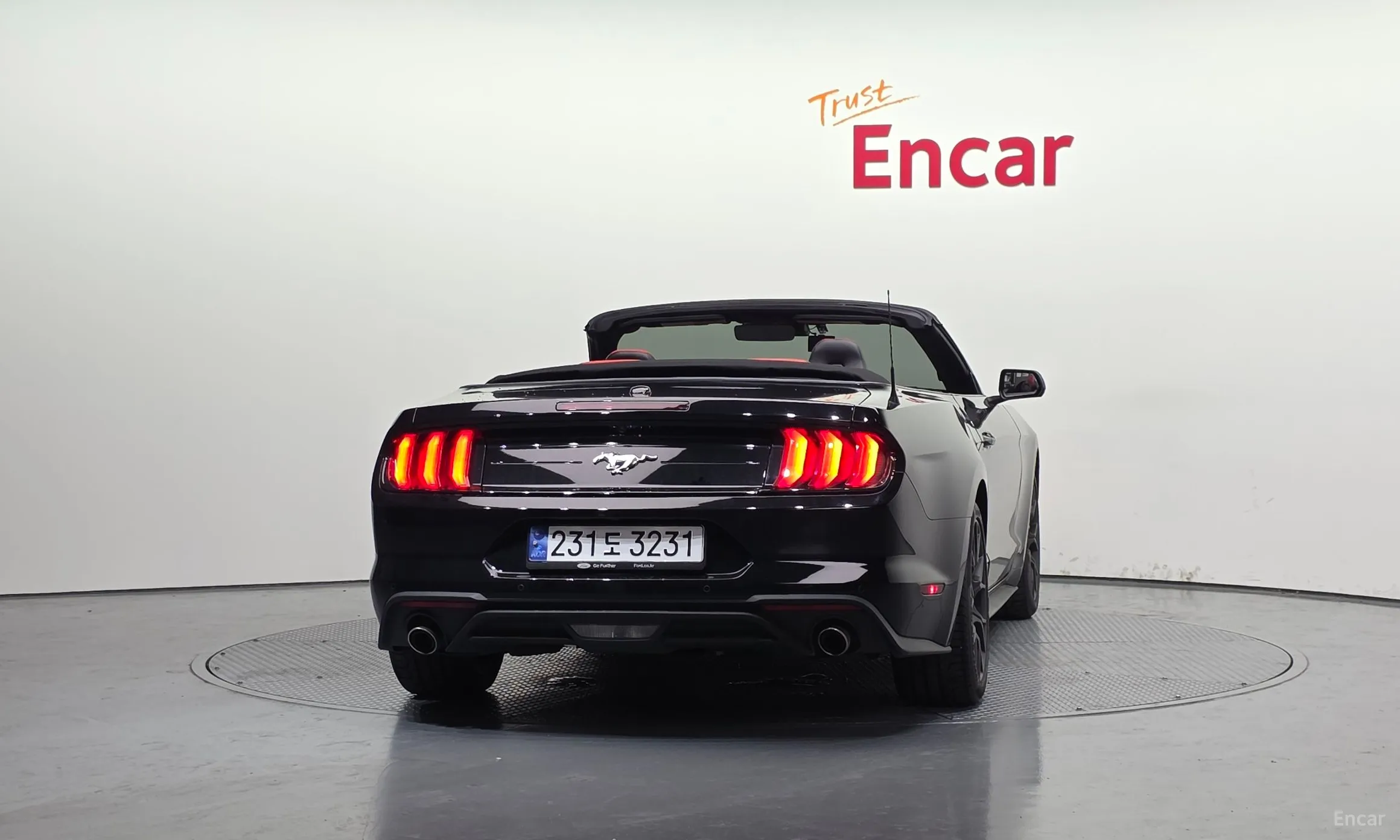 Ford Mustang превью 4