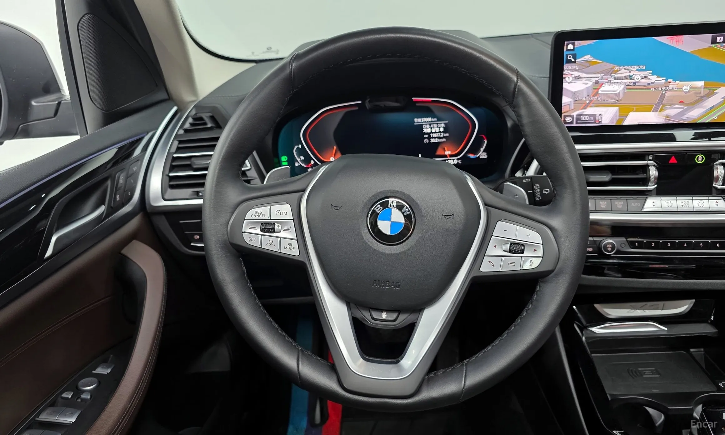 BMW X3 (G01) превью 13