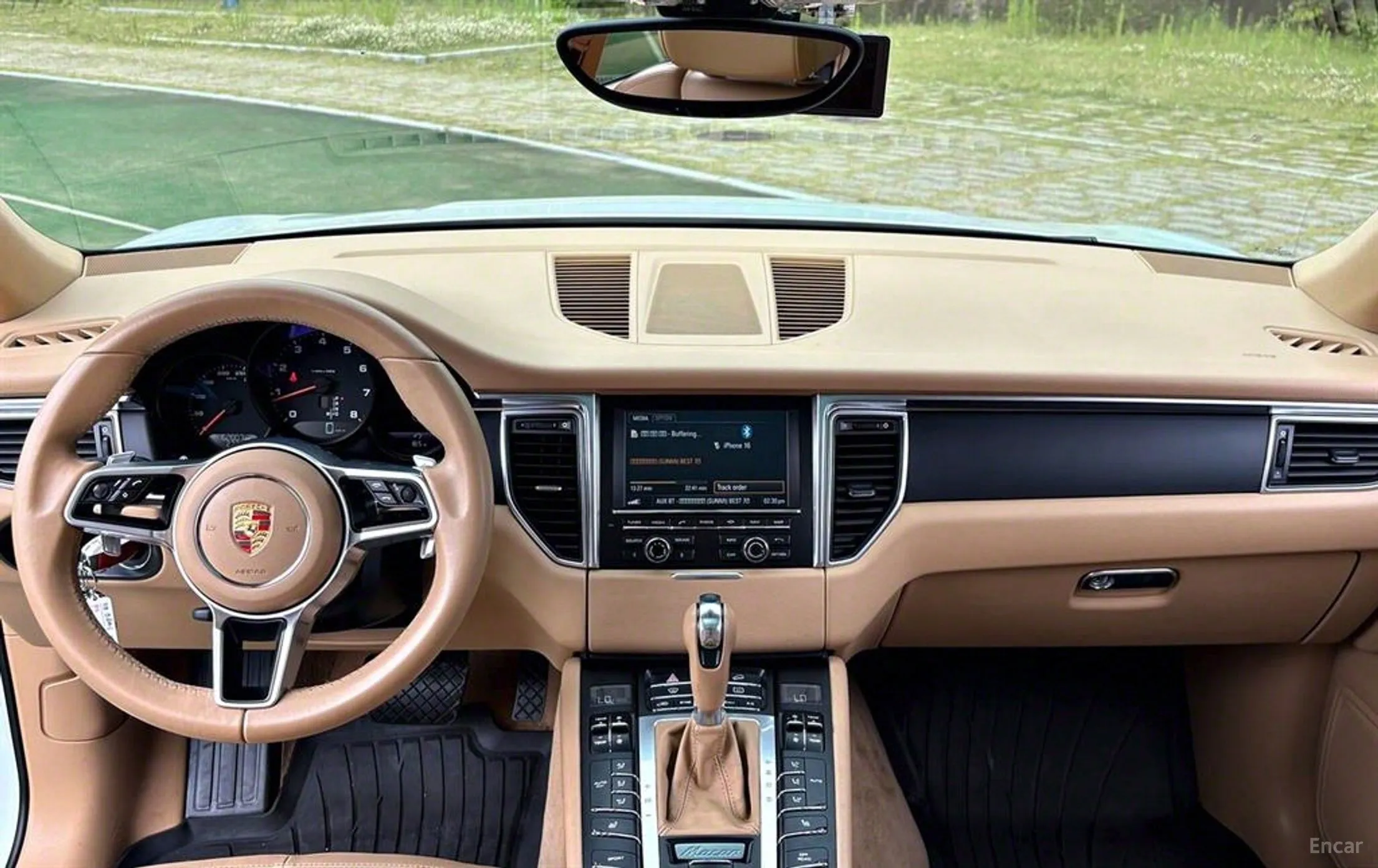 Porsche Macan превью 11