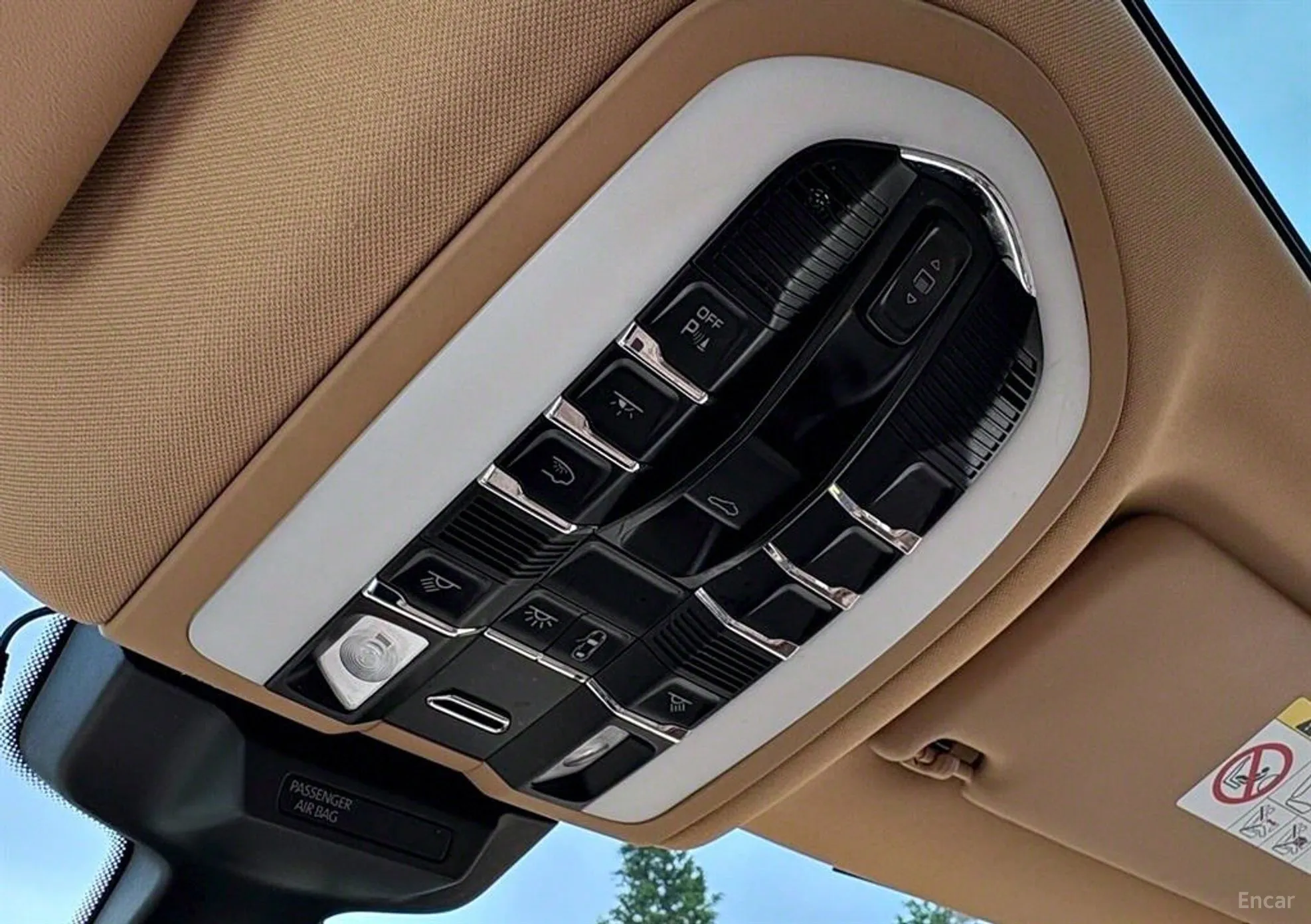 Porsche Macan превью 15
